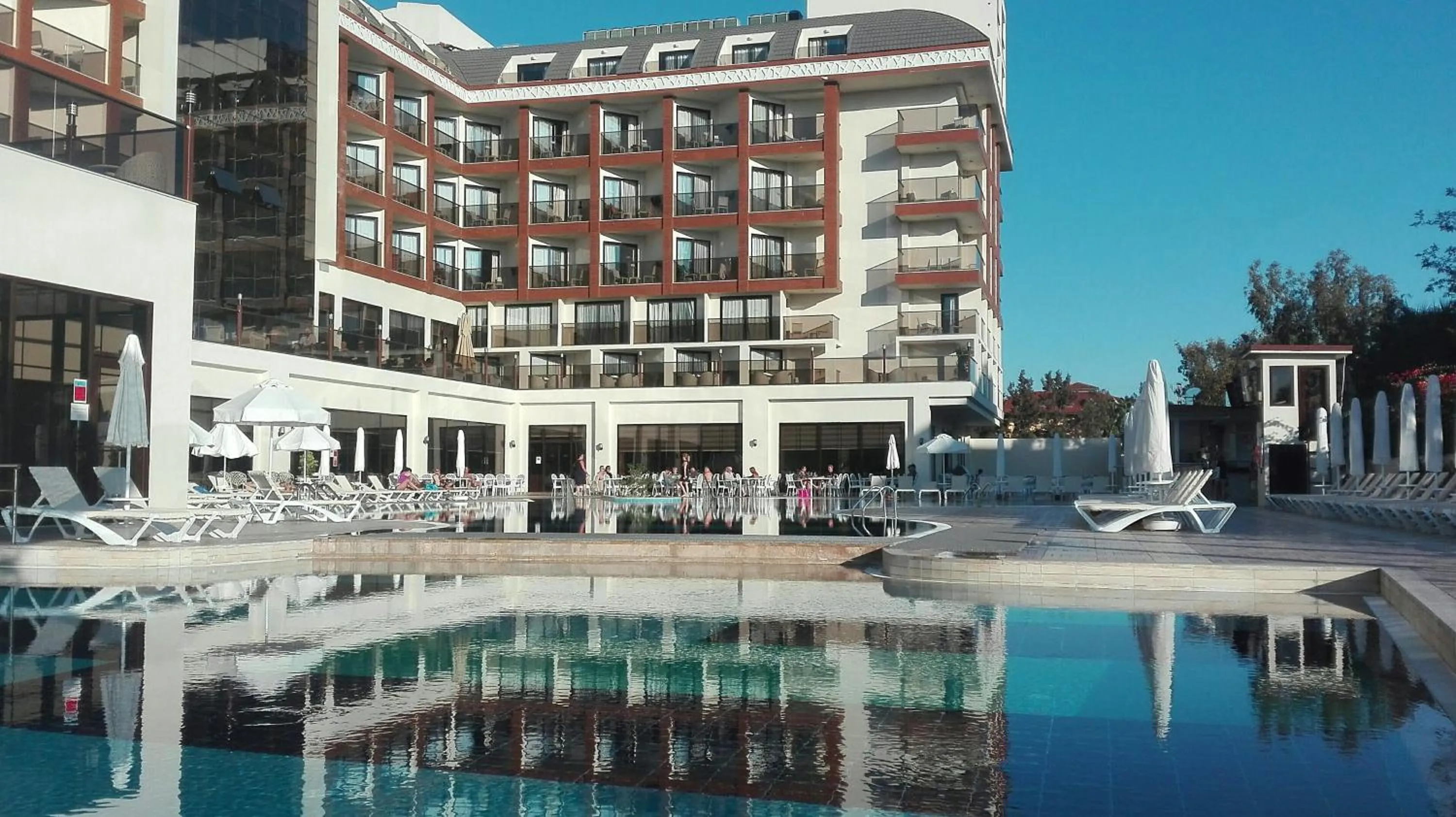 Pool view in Glamour Resort & SPA