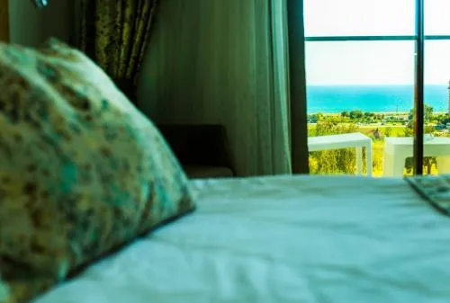 Glamour Resort & SPA