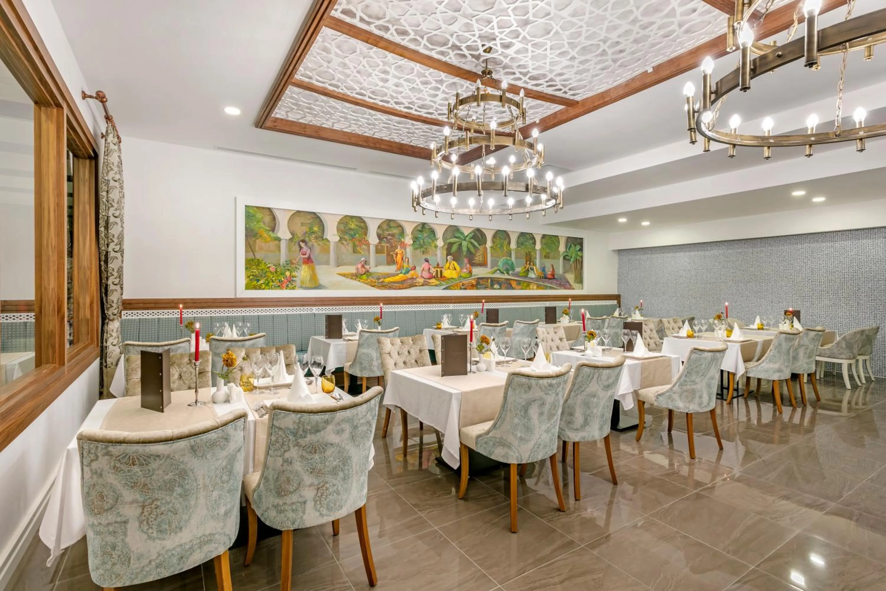 Restaurant/places to eat in Glamour Resort & SPA