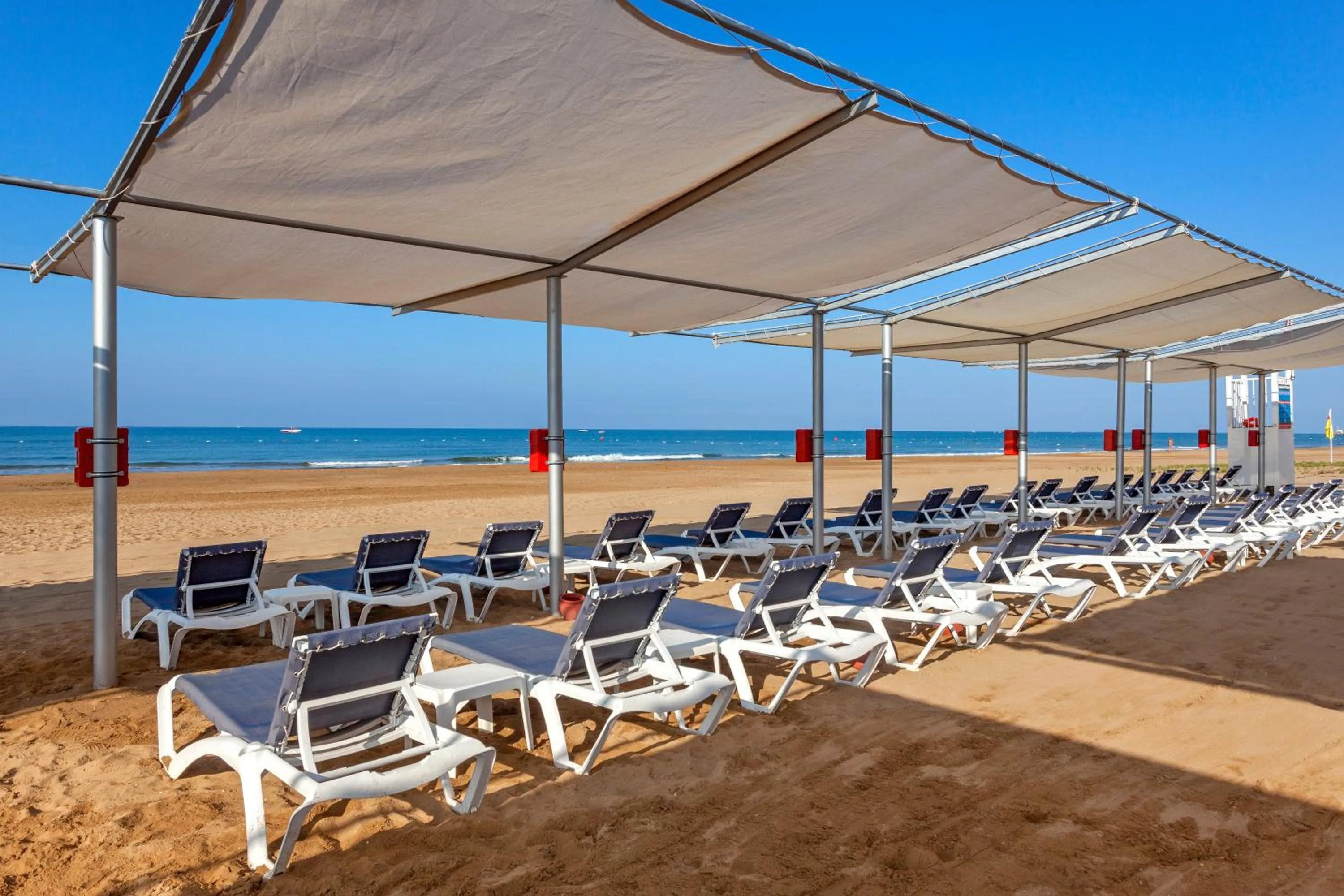 Beach in Glamour Resort & SPA