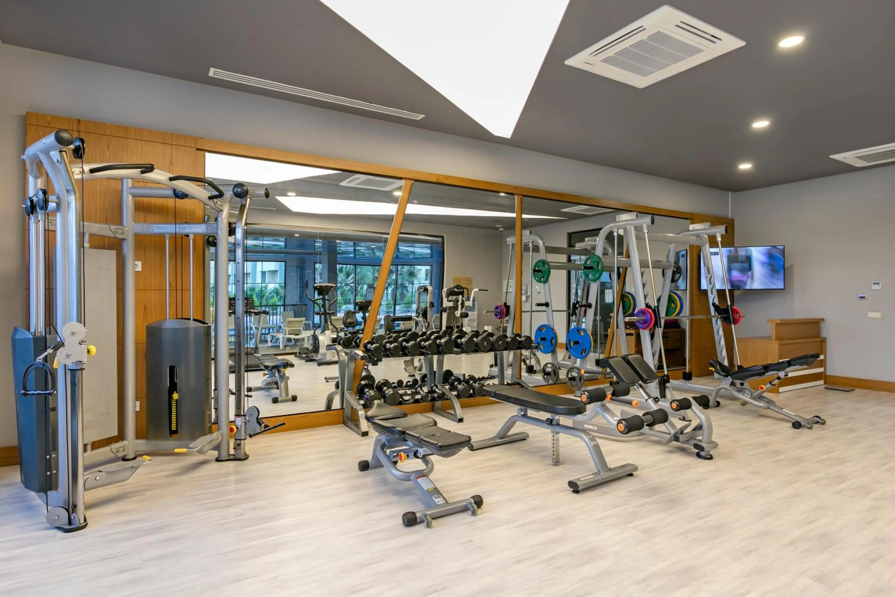 Fitness centre/facilities in Glamour Resort & SPA