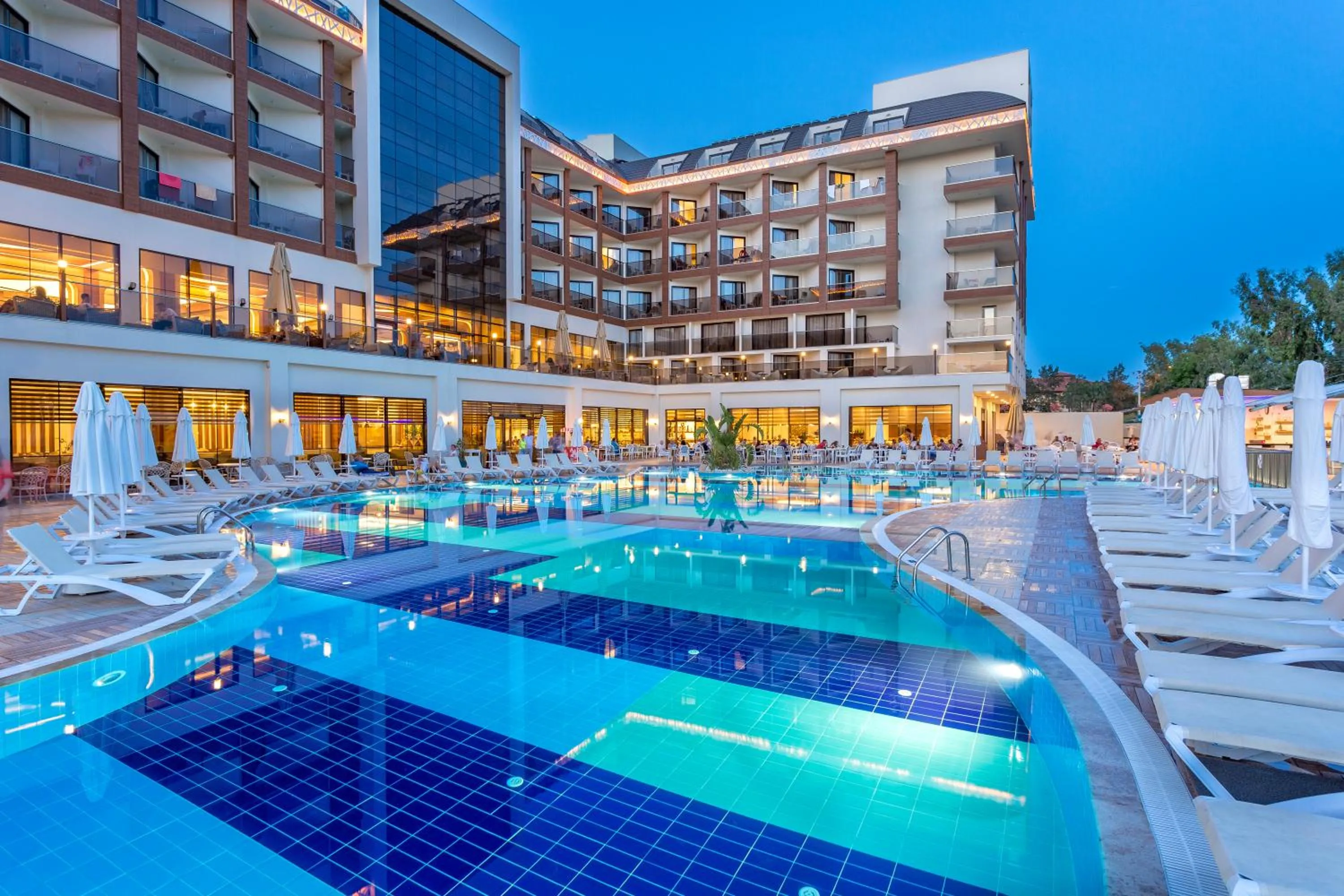 Swimming pool in Glamour Resort & SPA