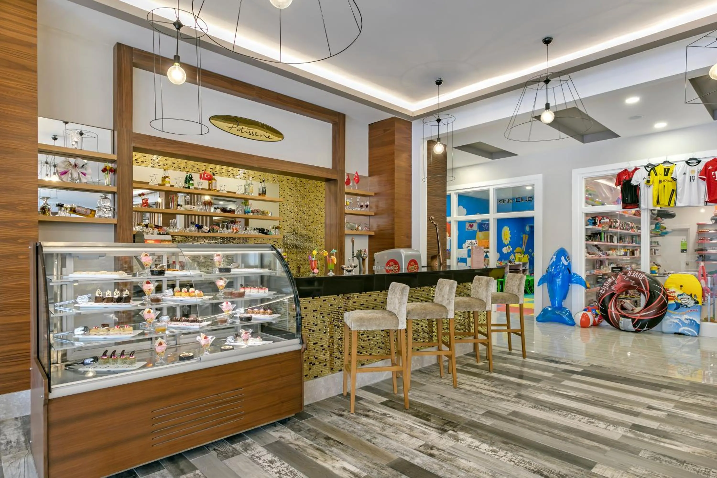 Area and facilities in Glamour Resort & SPA
