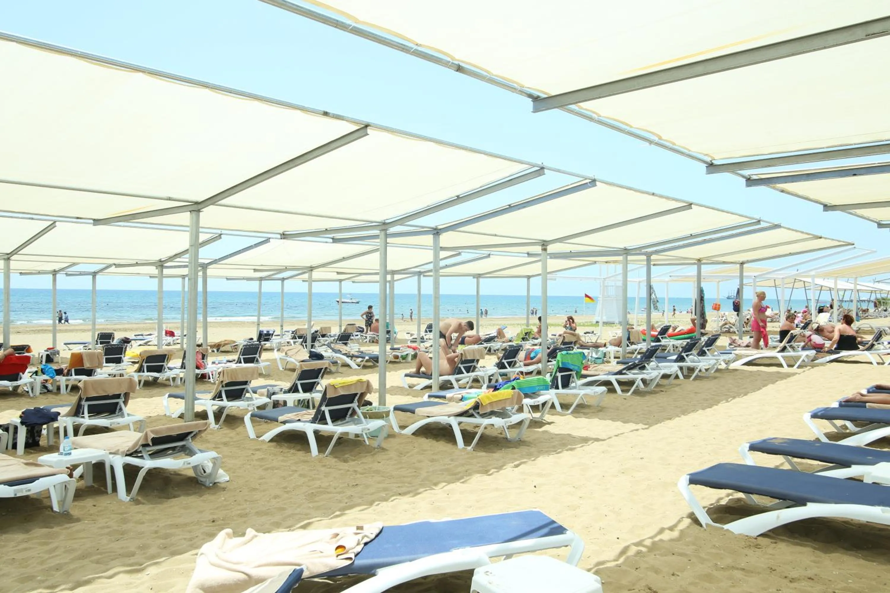Day in Glamour Resort & SPA