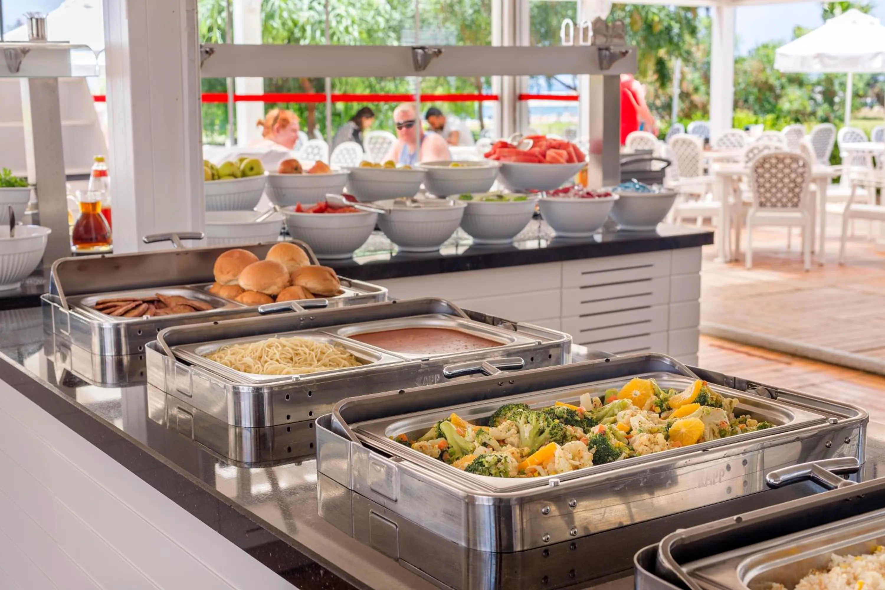 Food in Glamour Resort & SPA