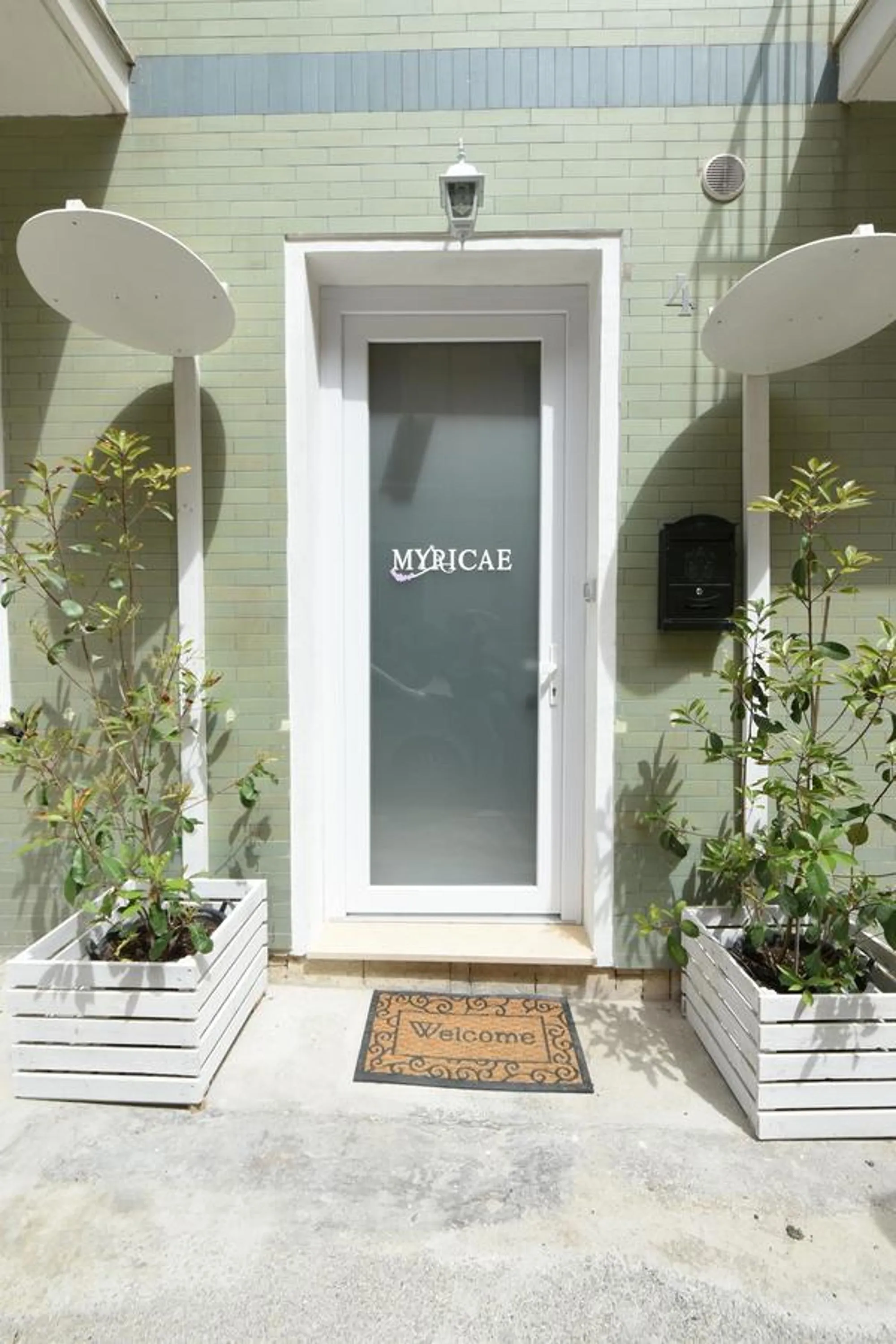 Facade/entrance in Myricae