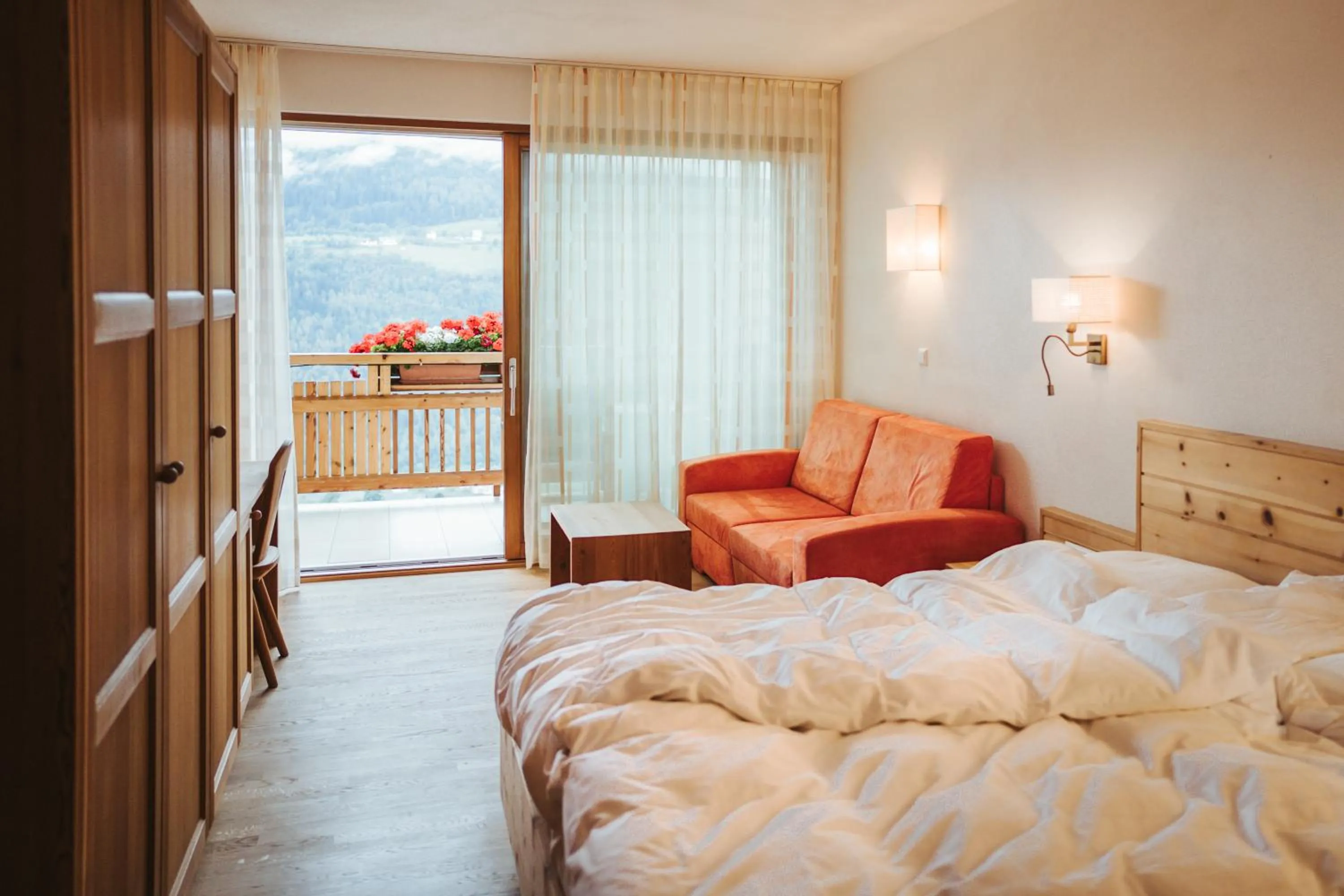 Bed in Hotel Niedermair