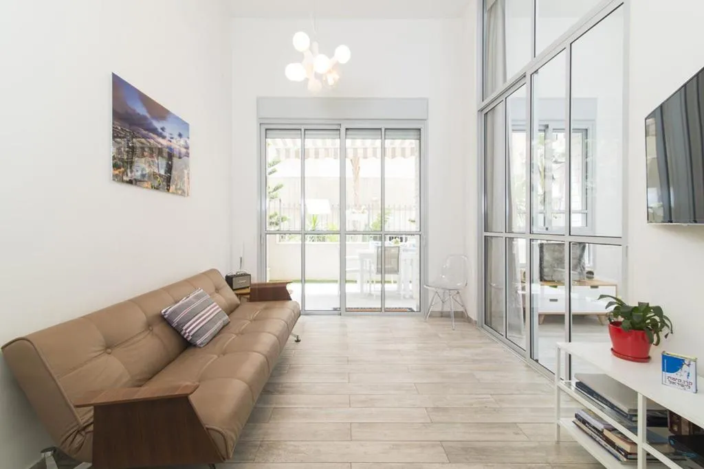 Living room in Allenby 36 Bauhaus Residence 5 Stars