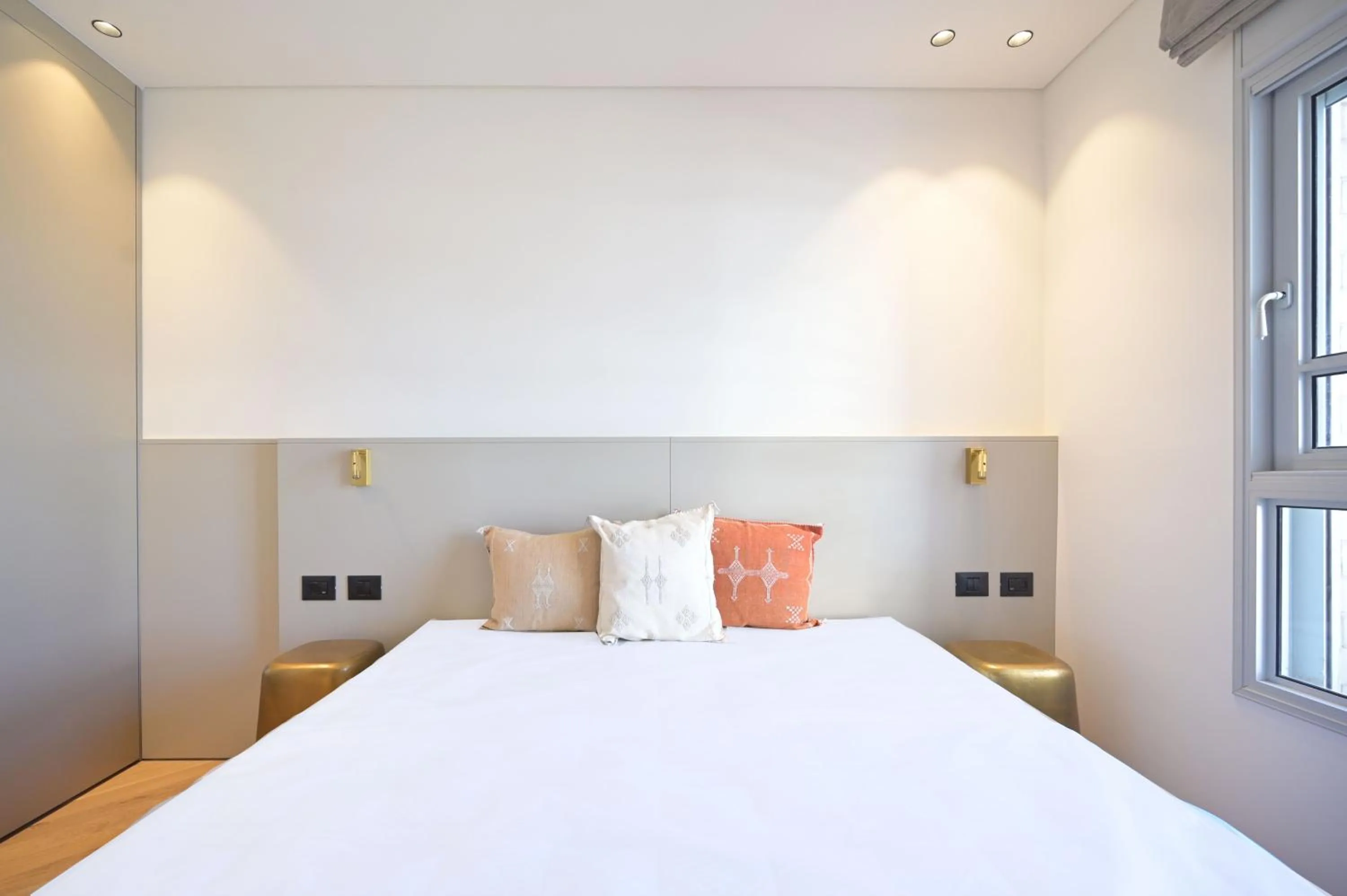 Bed in Allenby 36 Bauhaus Residence 5 Stars