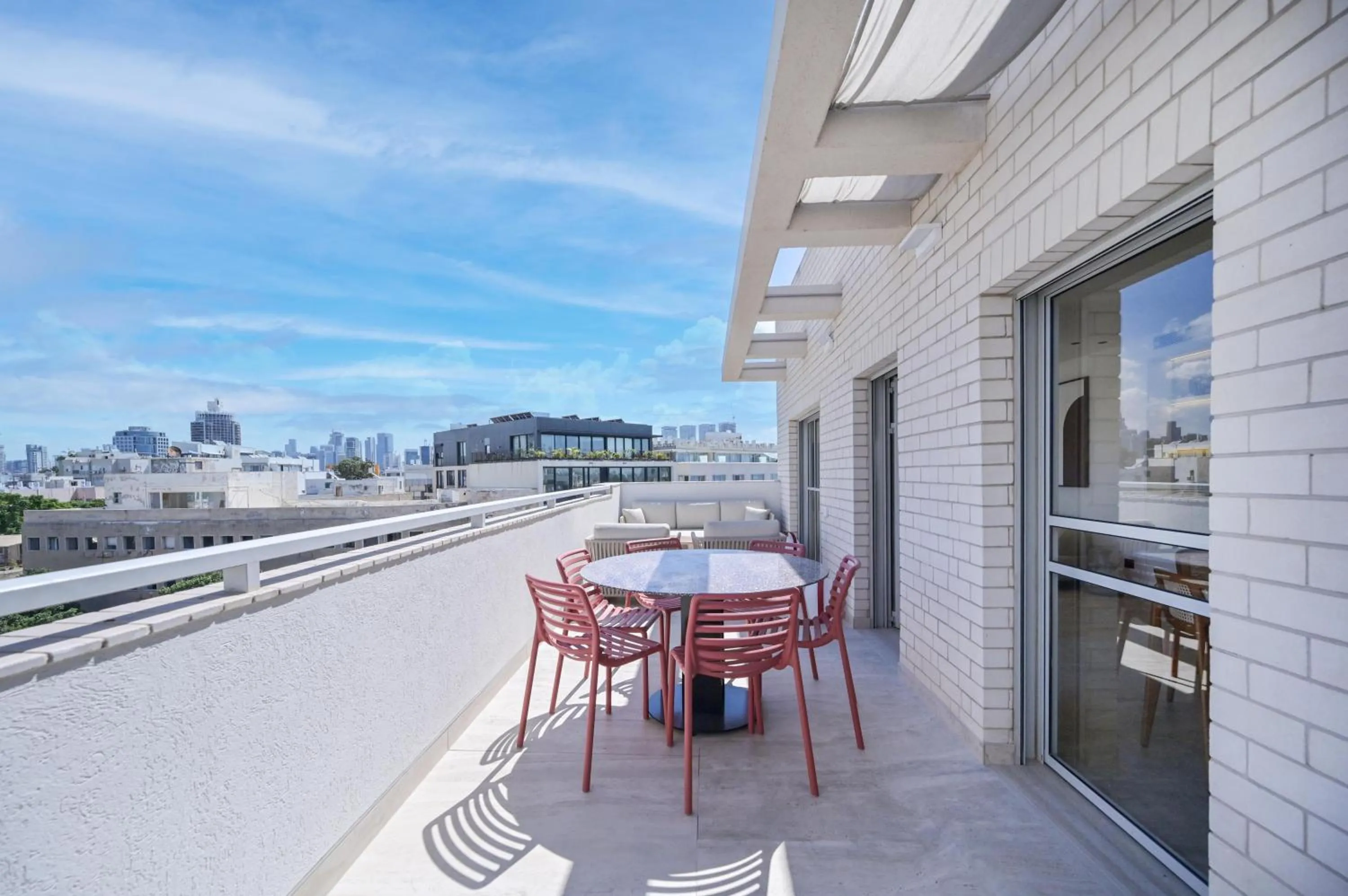 Allenby 36 Bauhaus Residence 5 Stars