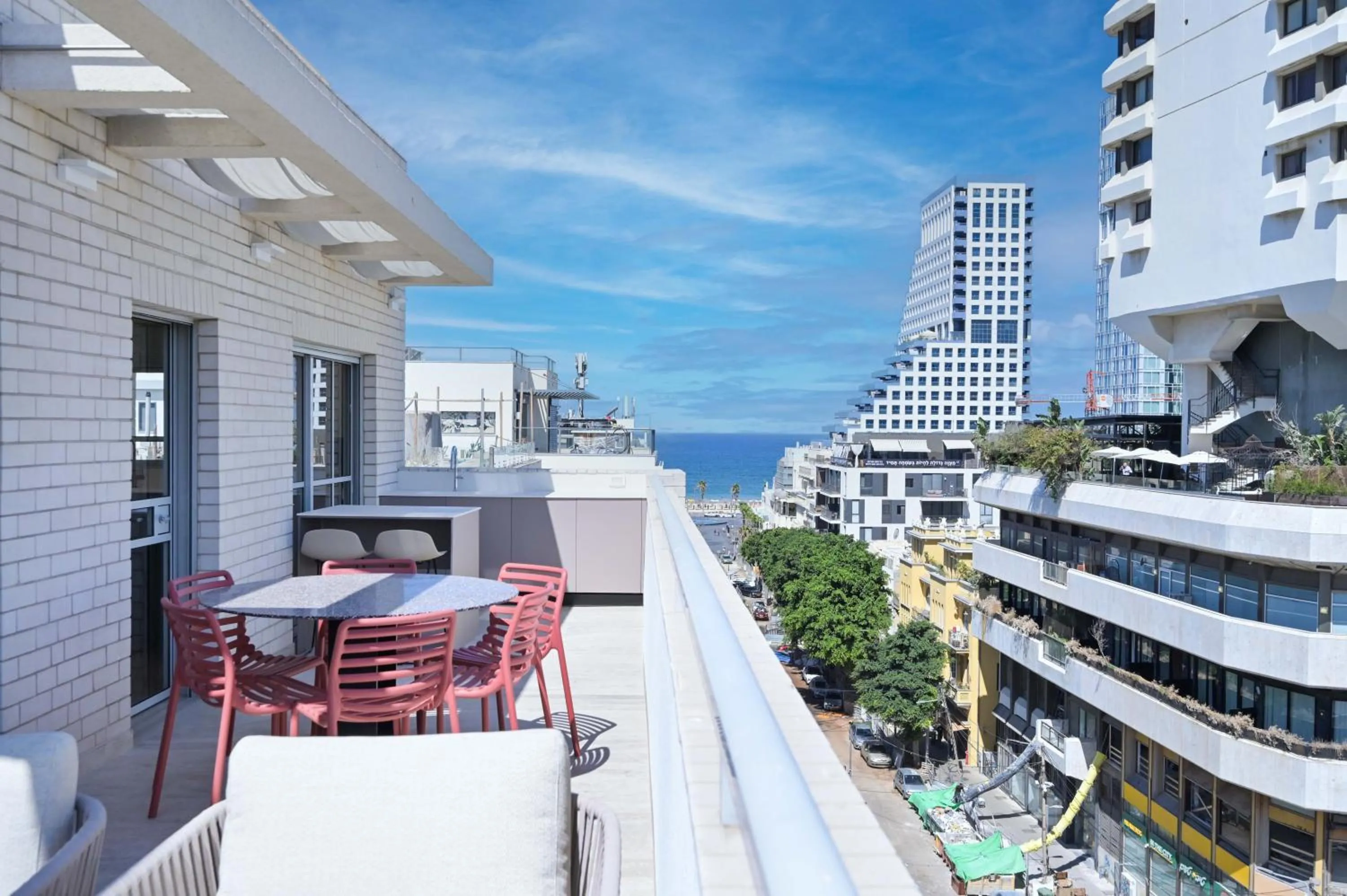 Allenby 36 Bauhaus Residence 5 Stars