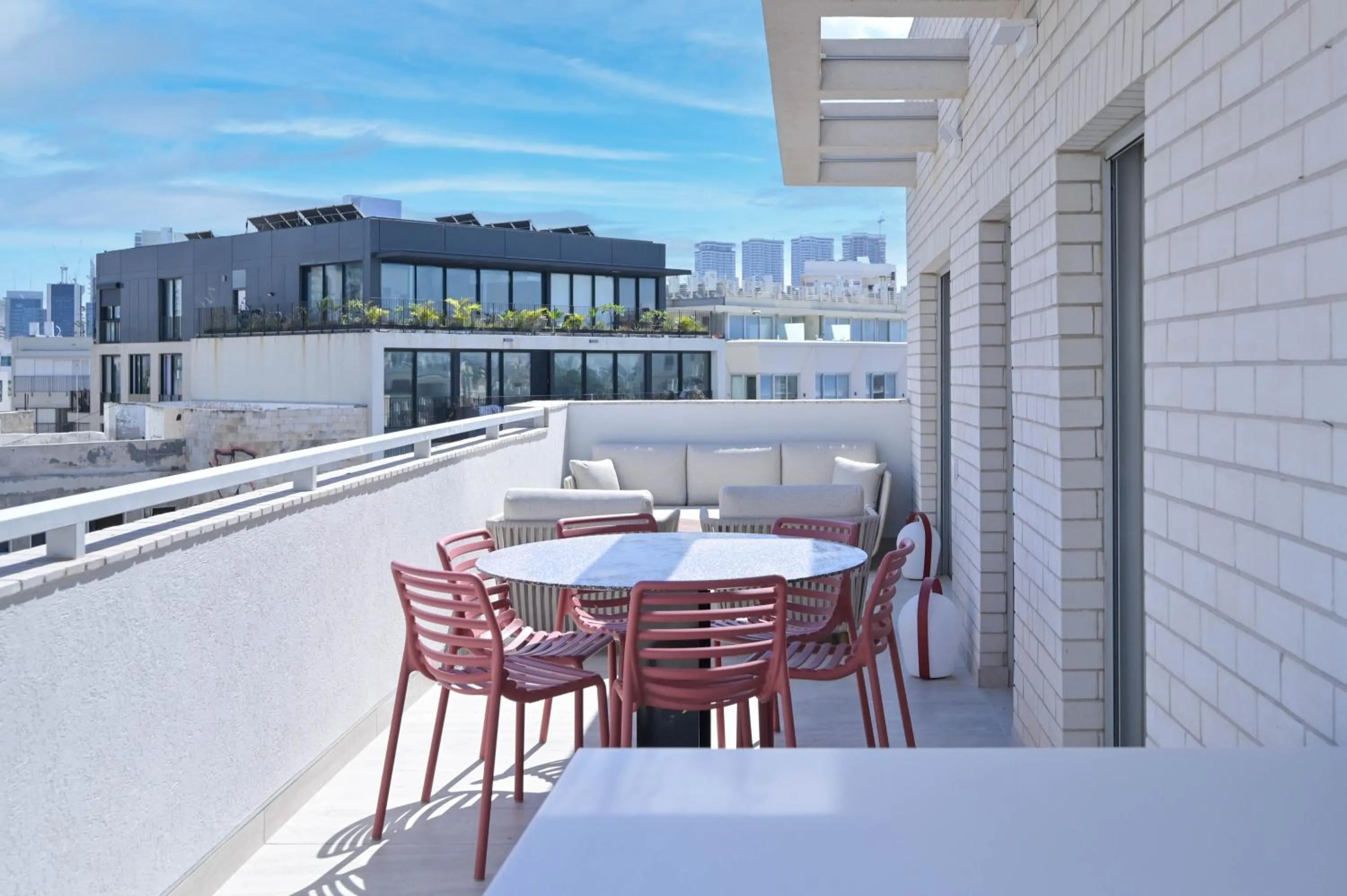Allenby 36 Bauhaus Residence 5 Stars