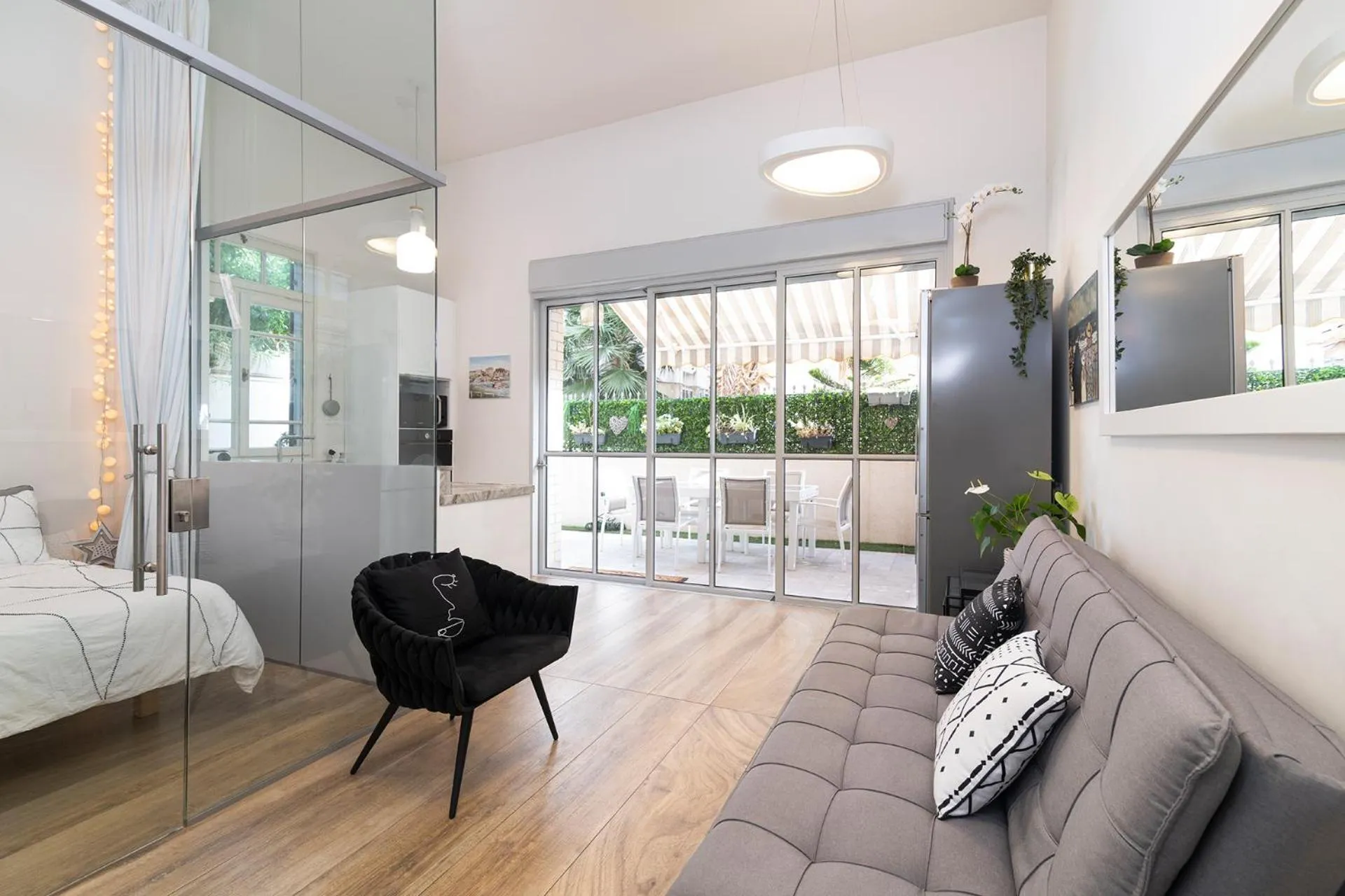 Bed in Allenby 36 Bauhaus Residence 5 Stars
