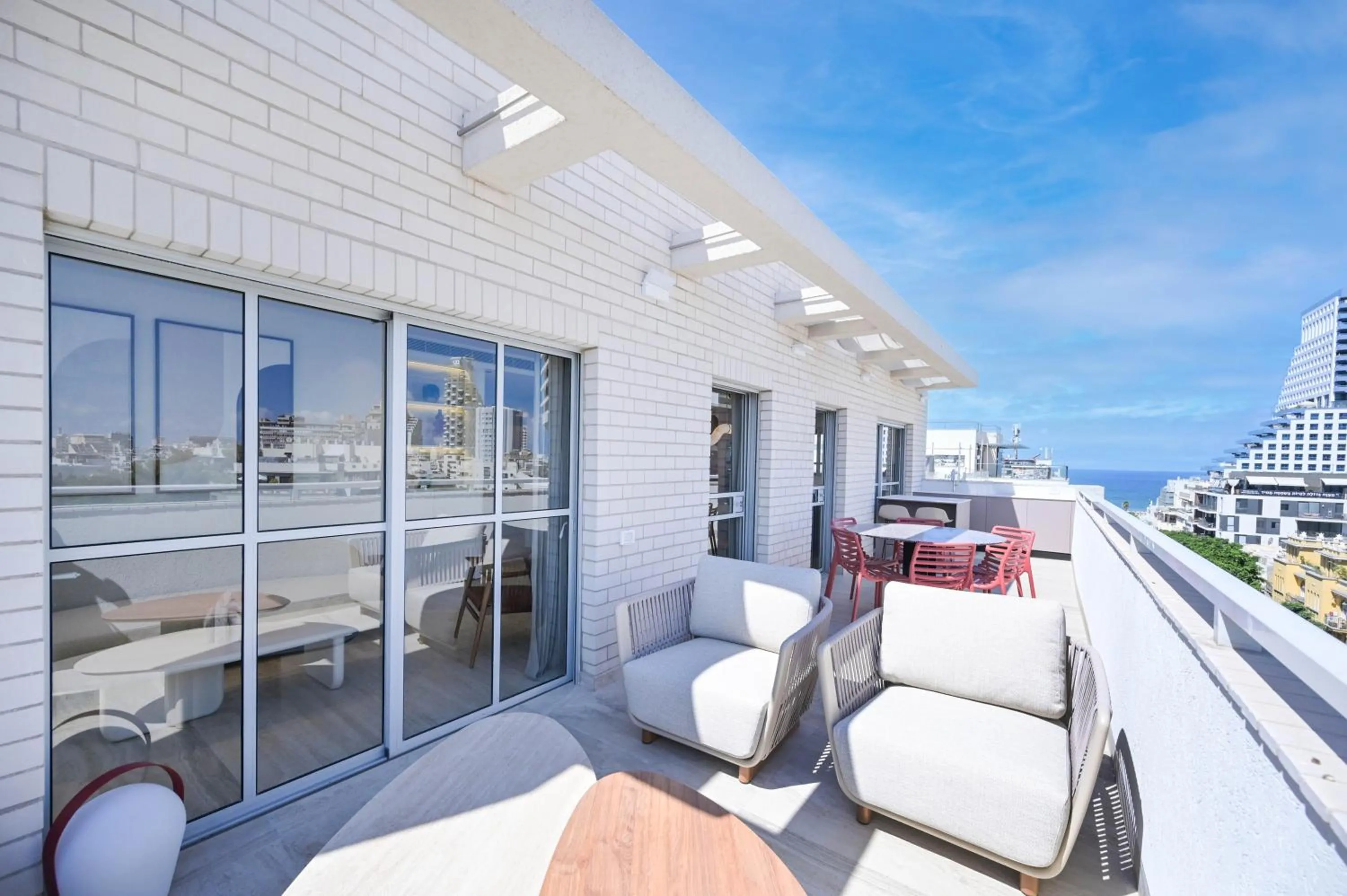 Allenby 36 Bauhaus Residence 5 Stars