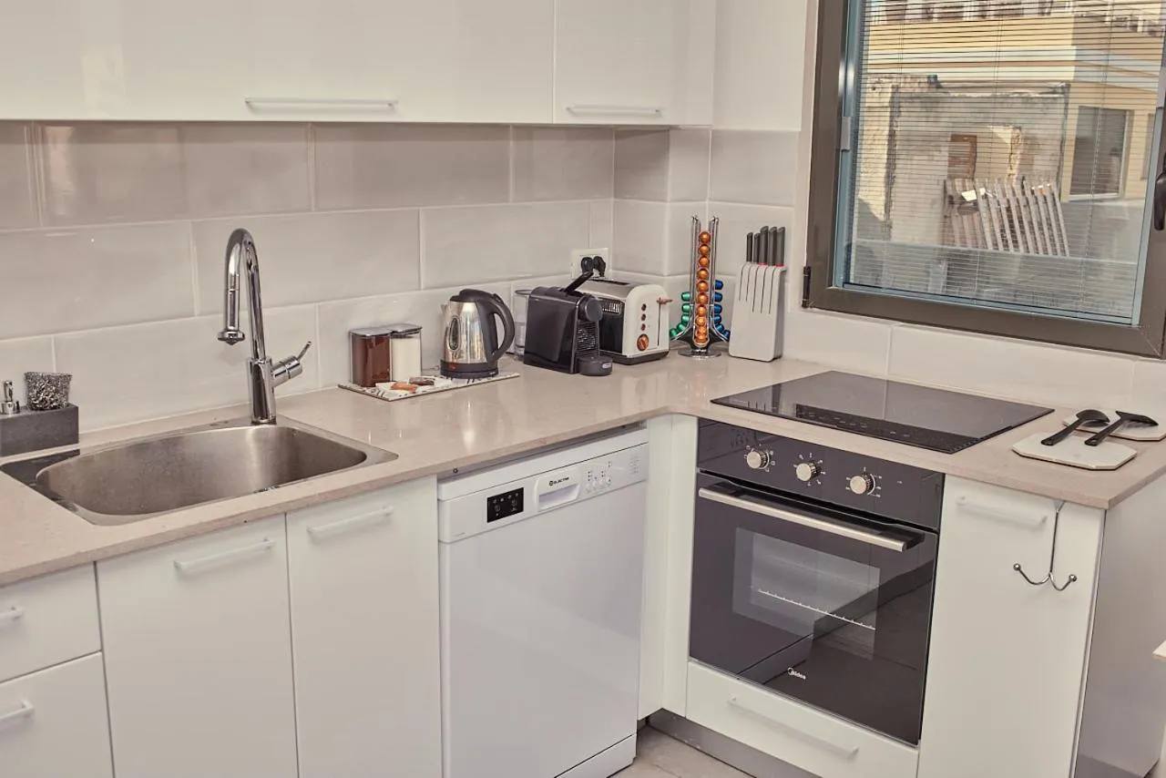 Allenby 36 Bauhaus Residence 5 Stars