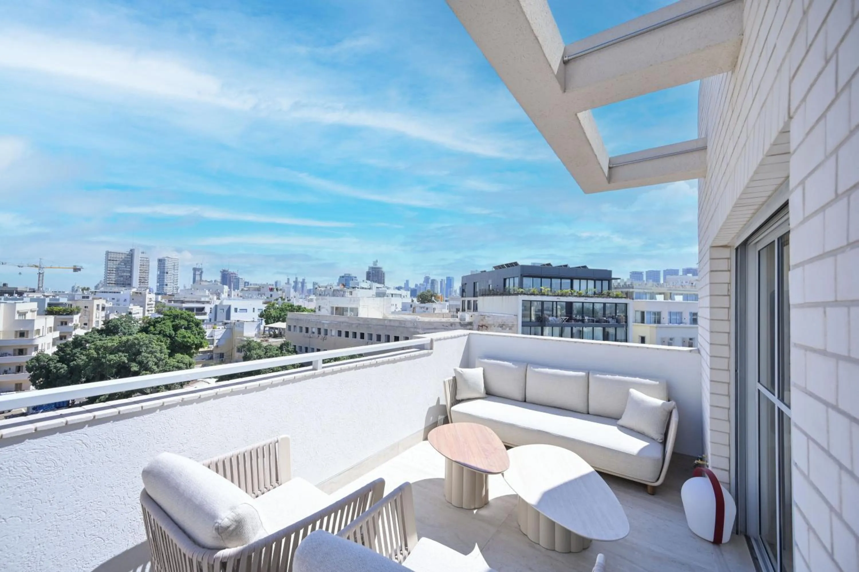 Allenby 36 Bauhaus Residence 5 Stars