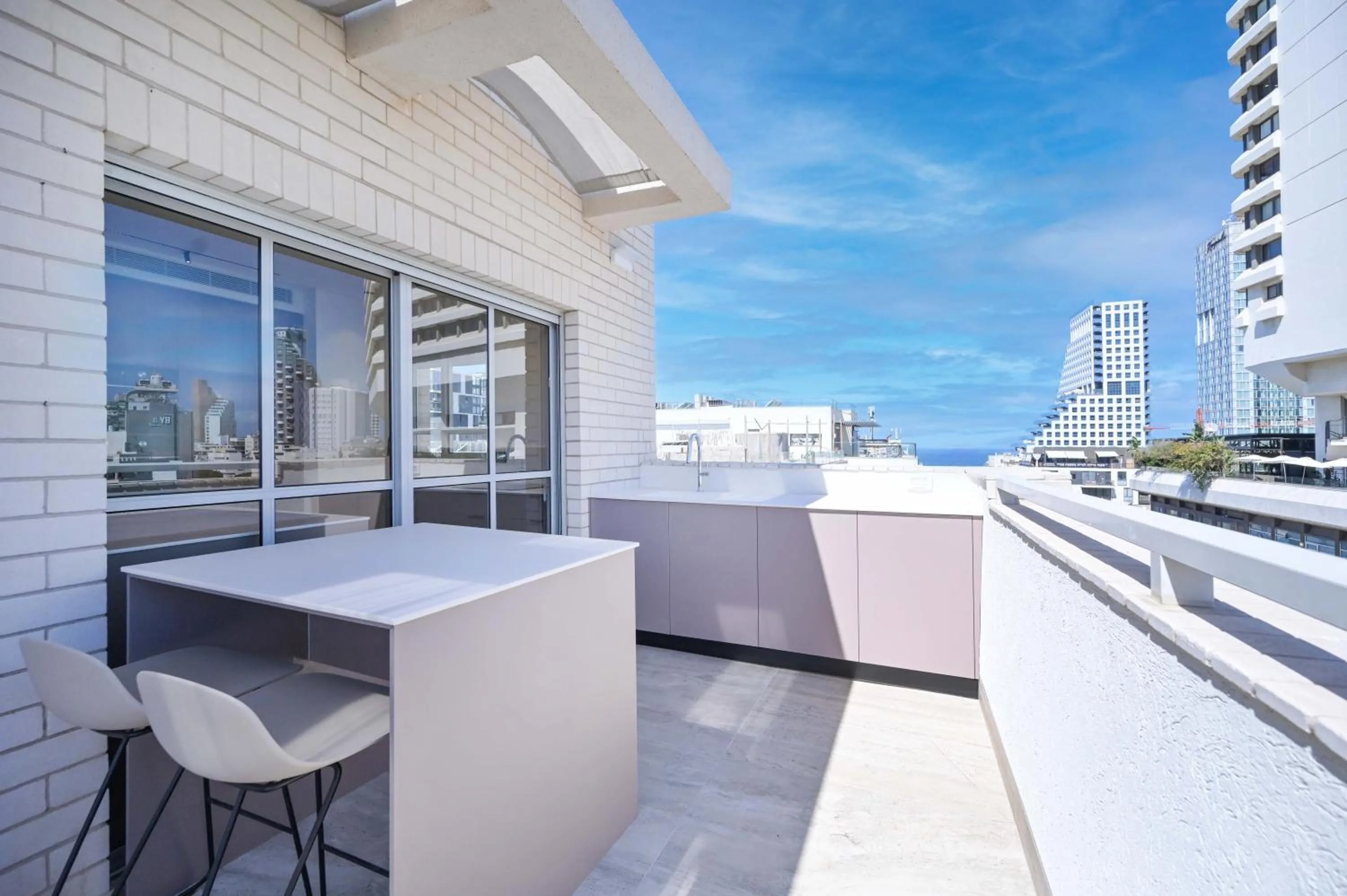 Allenby 36 Bauhaus Residence 5 Stars