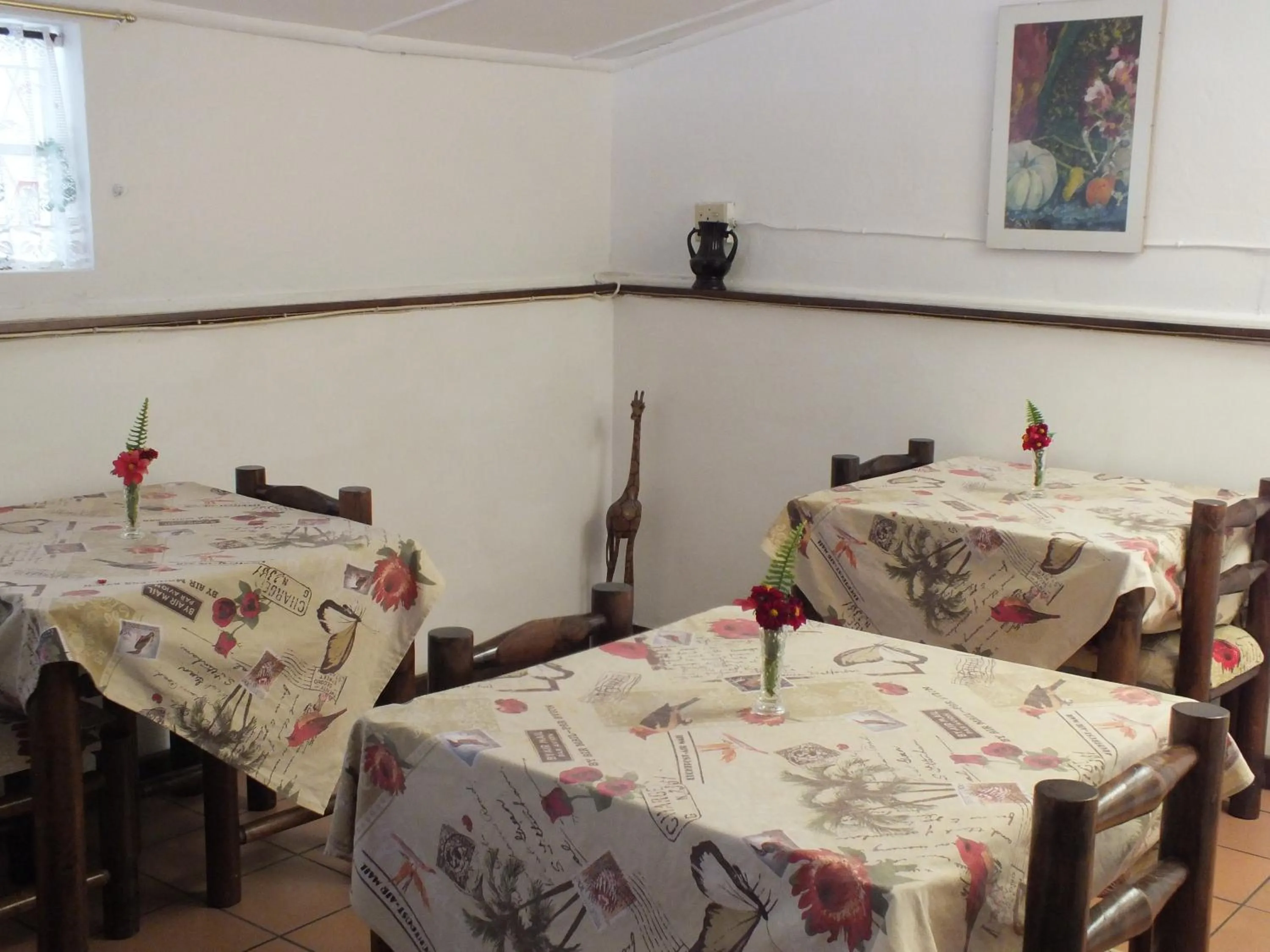 Dining area in Ashtonville Terraces Guesthouse