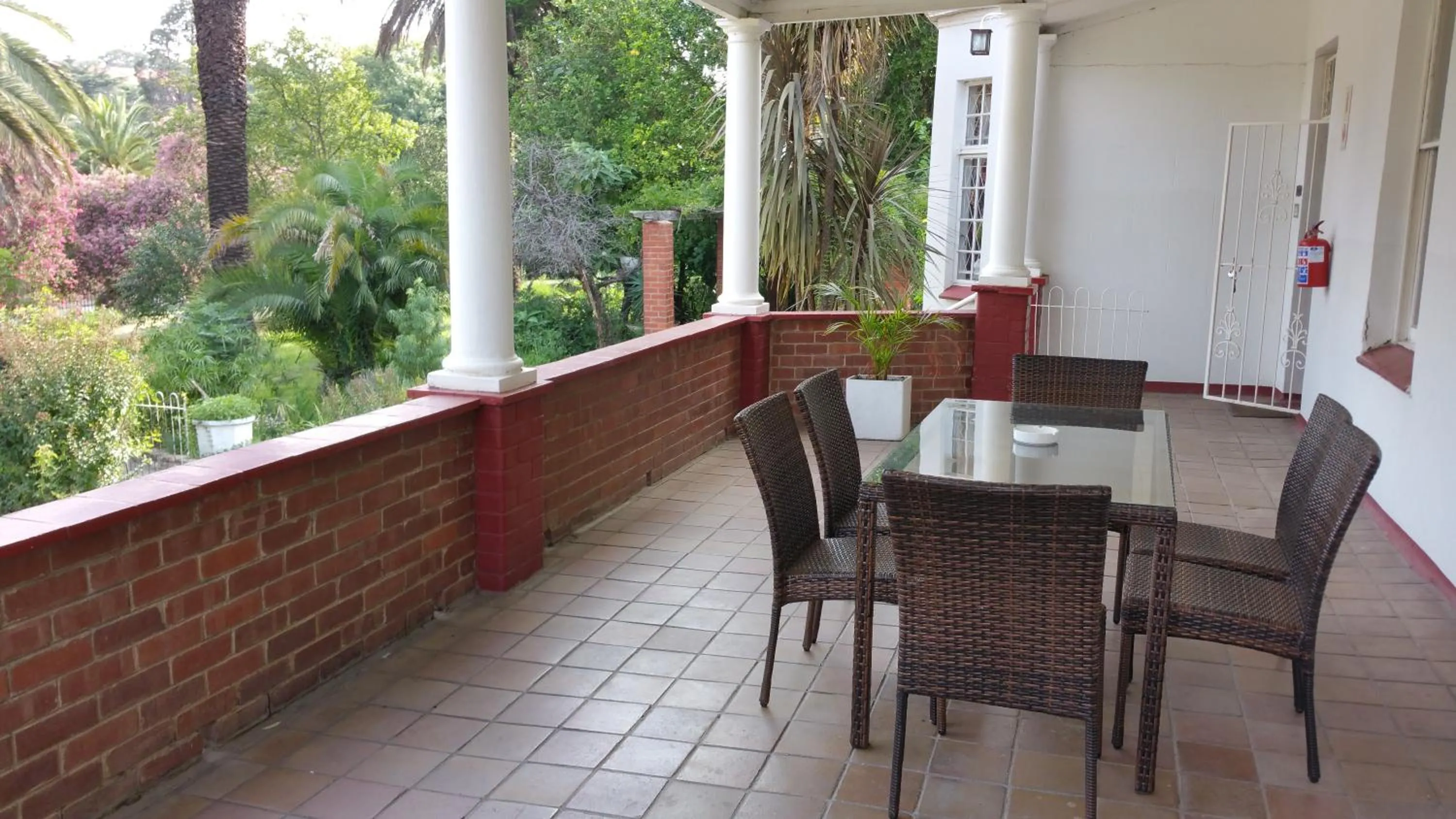 Balcony/Terrace in Ashtonville Terraces Guesthouse