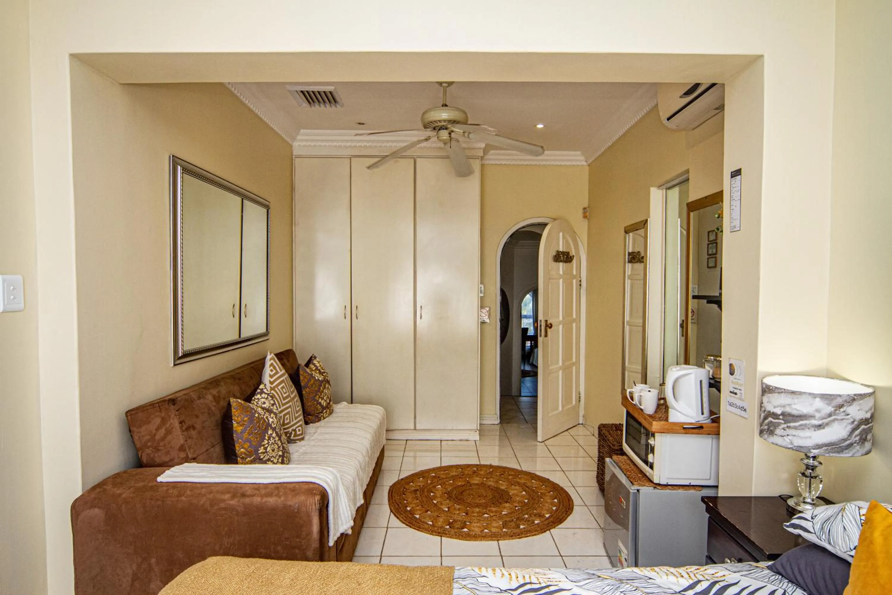 Shower, Bed in La Loggia Bed and Breakfast