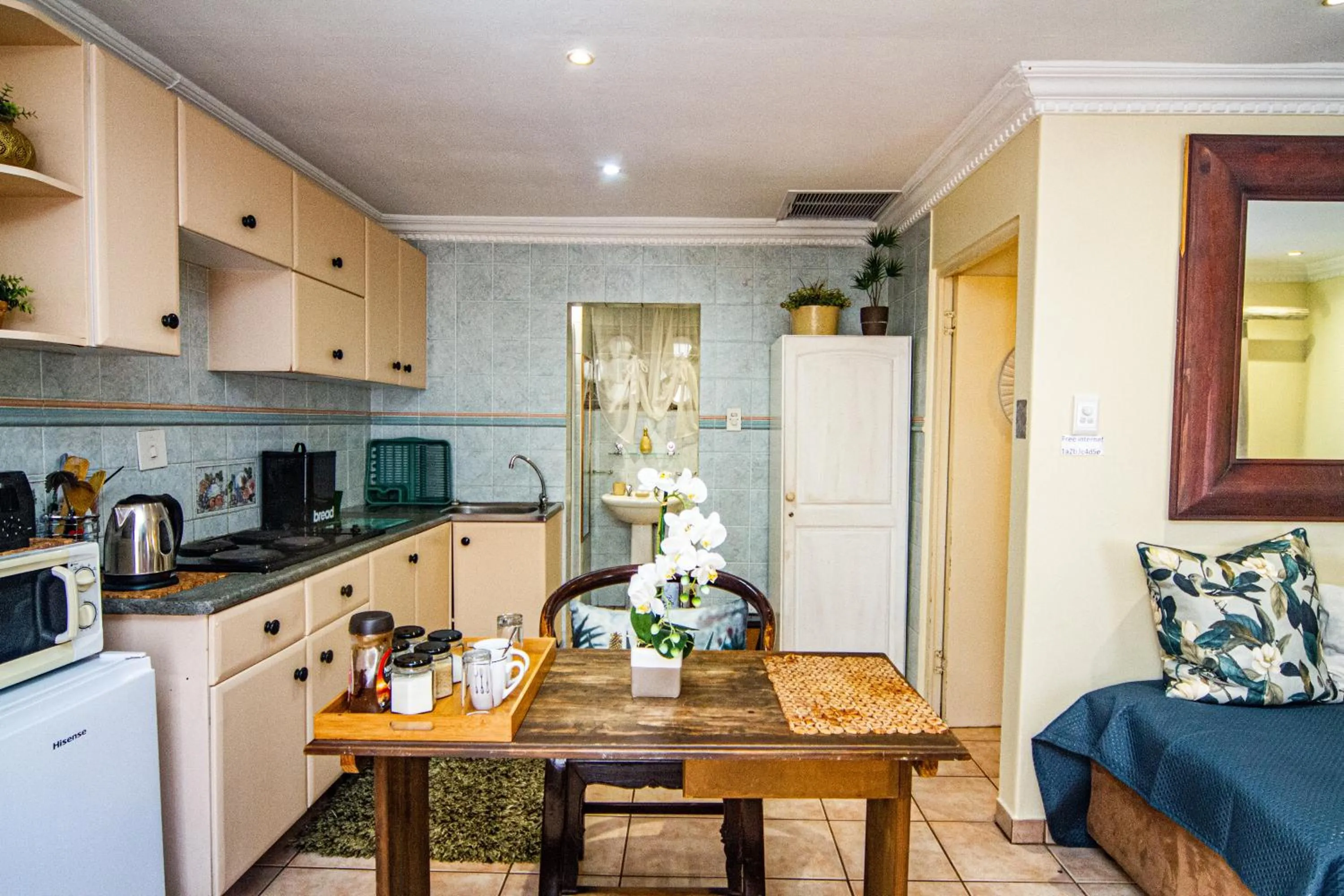 Kitchen or kitchenette in La Loggia Bed and Breakfast