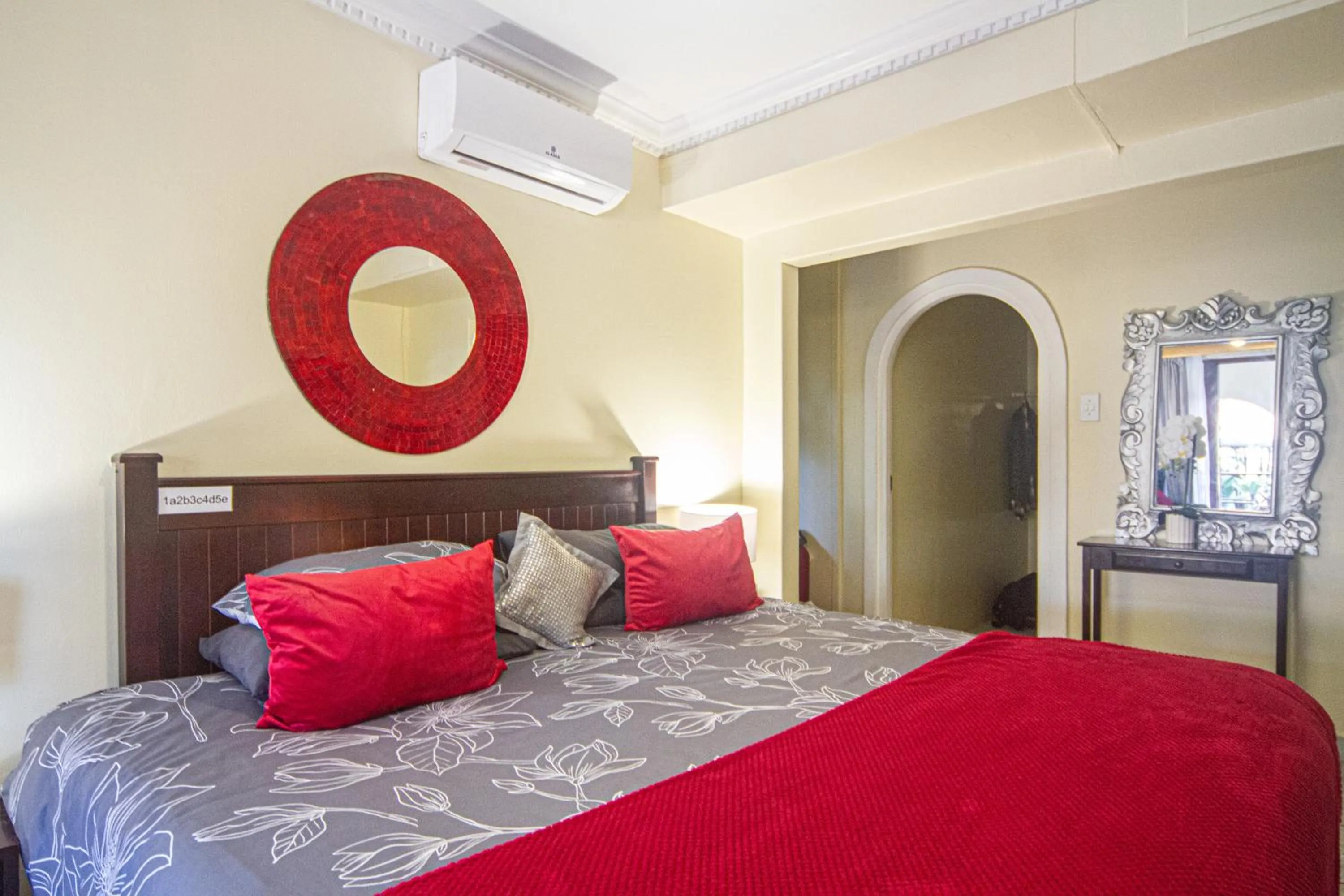 Bed in La Loggia Bed and Breakfast