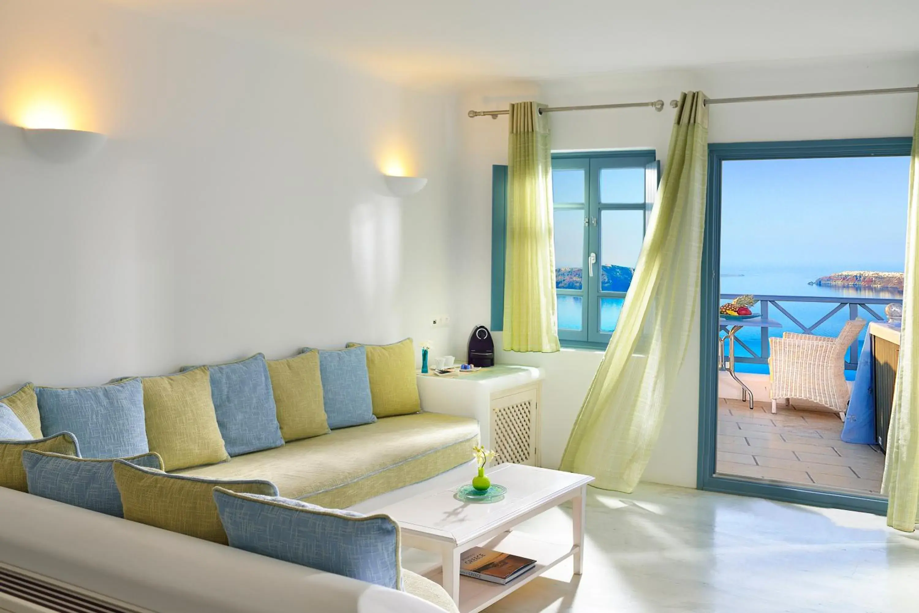 Elegant Suite with Hot Tub and Caldera View in Absolute Bliss Elegant Suite with Hot Tub and Caldera View in Absolute Bliss