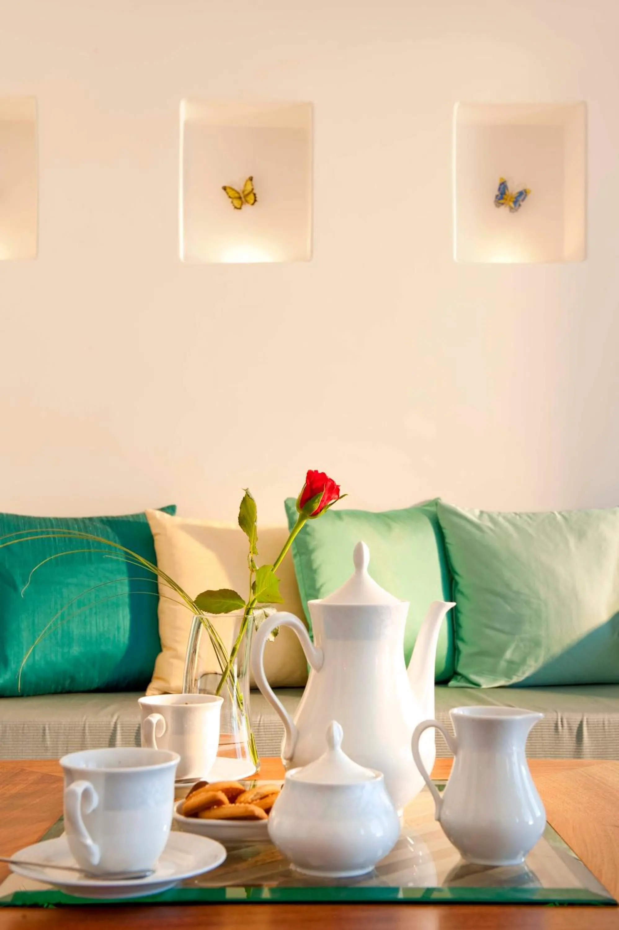 Coffee/tea facilities in Absolute Bliss