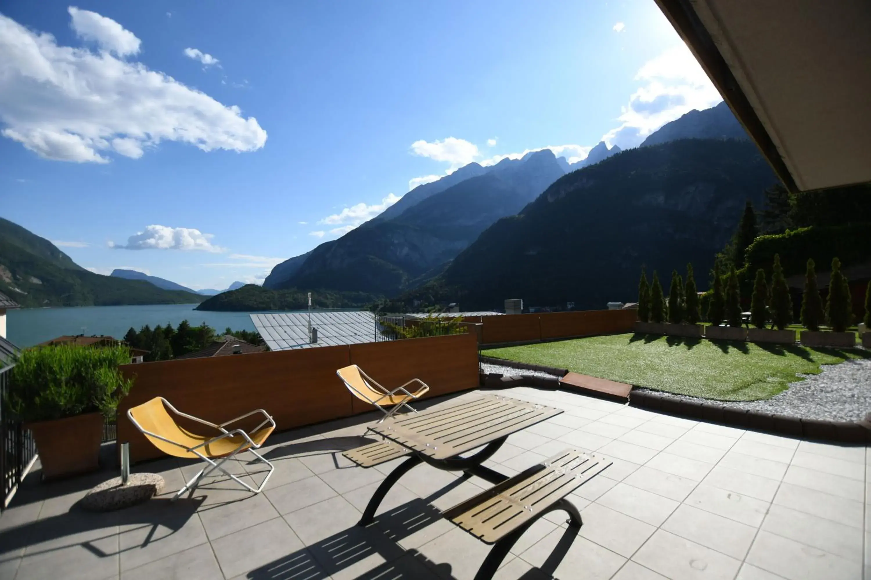 Apartment with Lake View in Residenza Alba - Molveno Apartment with Lake View in Residenza Alba - Molveno