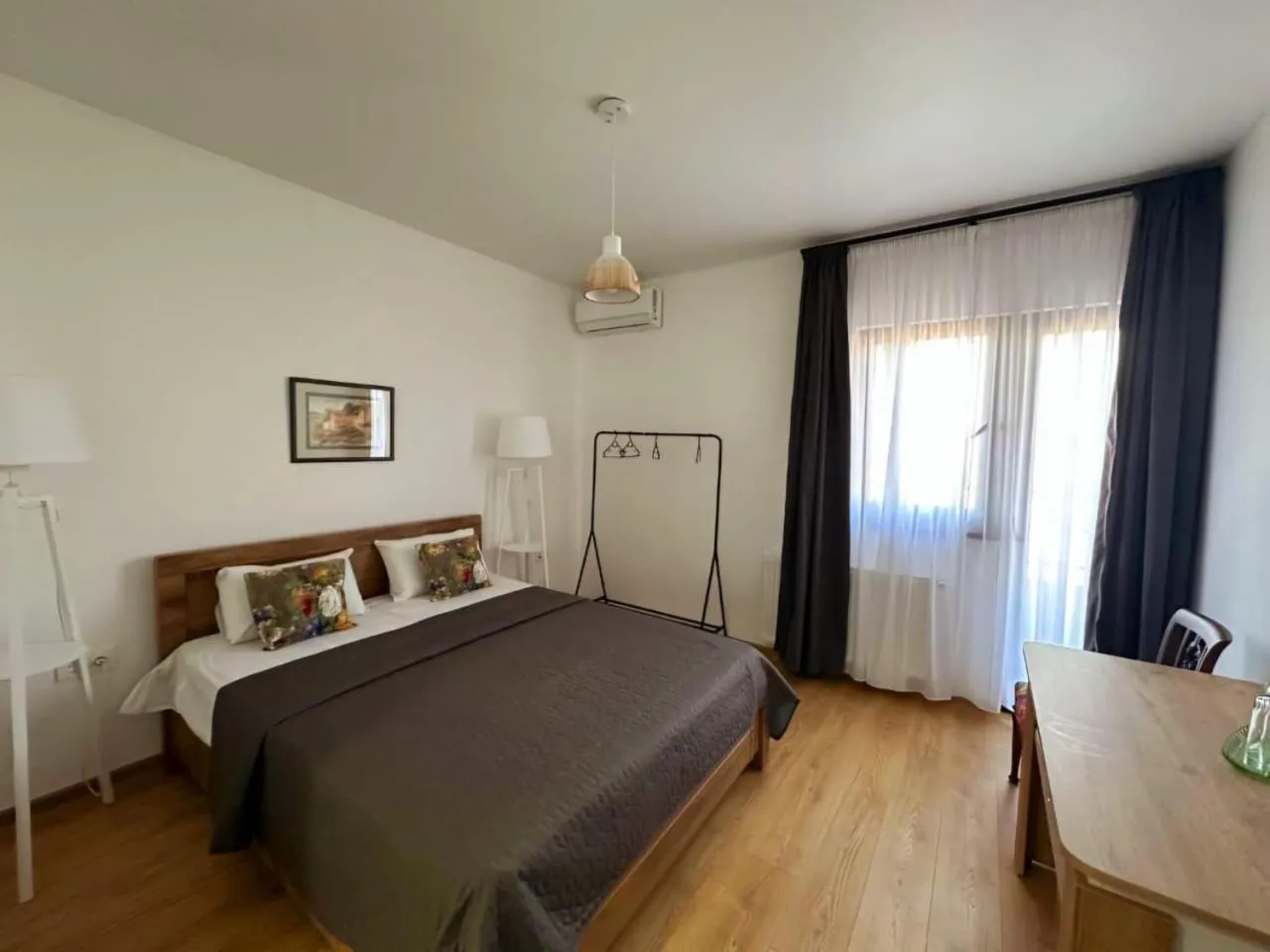Bedroom, Bed in Hotel Home