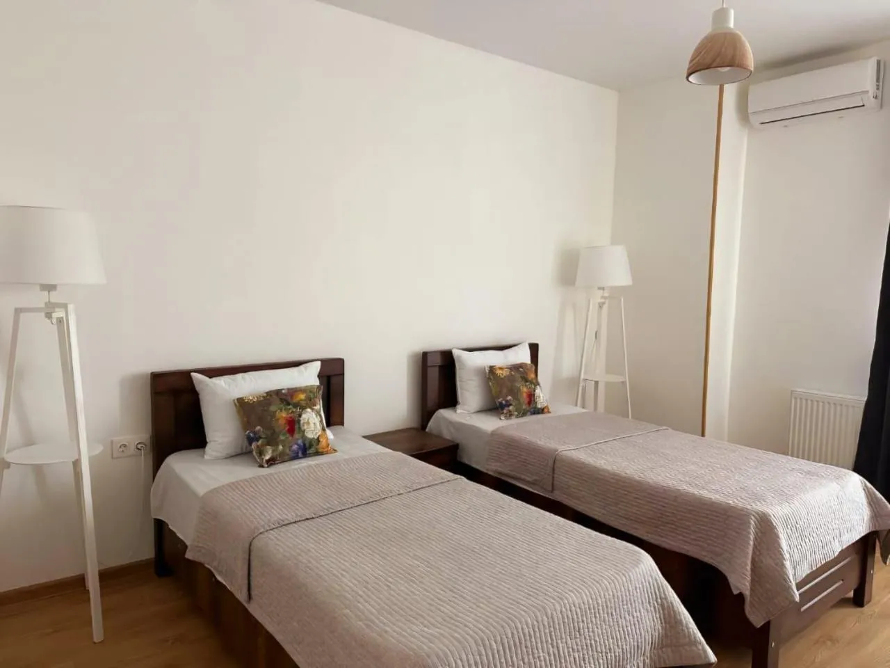 Bedroom, Bed in Hotel Home