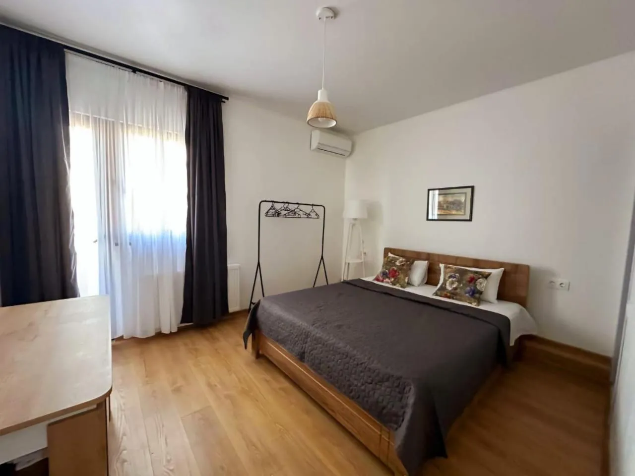 Bedroom, Bed in Hotel Home