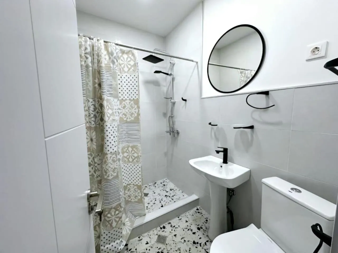 Shower in Hotel Home