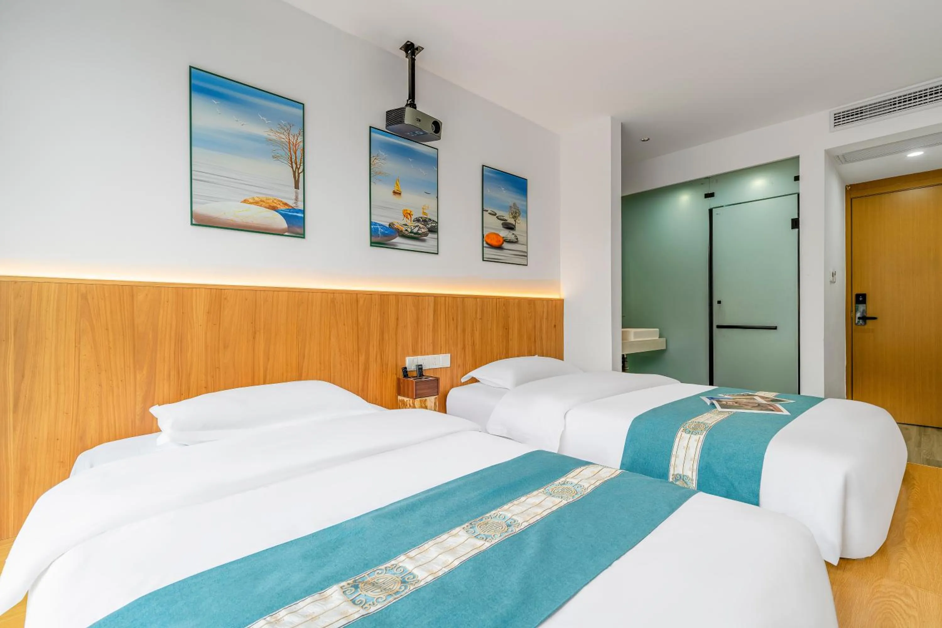 Bed in Huang Mountain Wangfeng Hotel