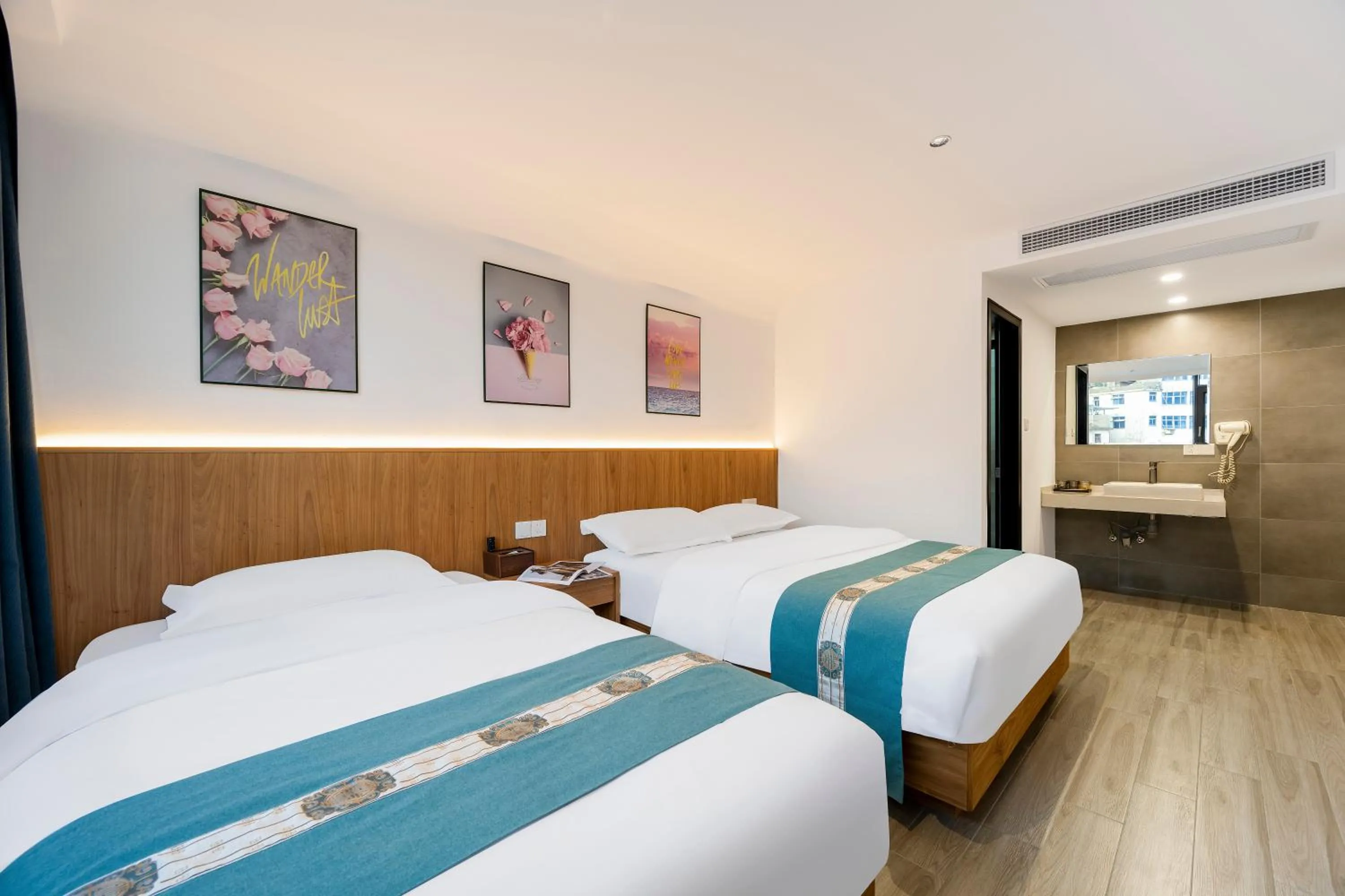 Bed in Huang Mountain Wangfeng Hotel