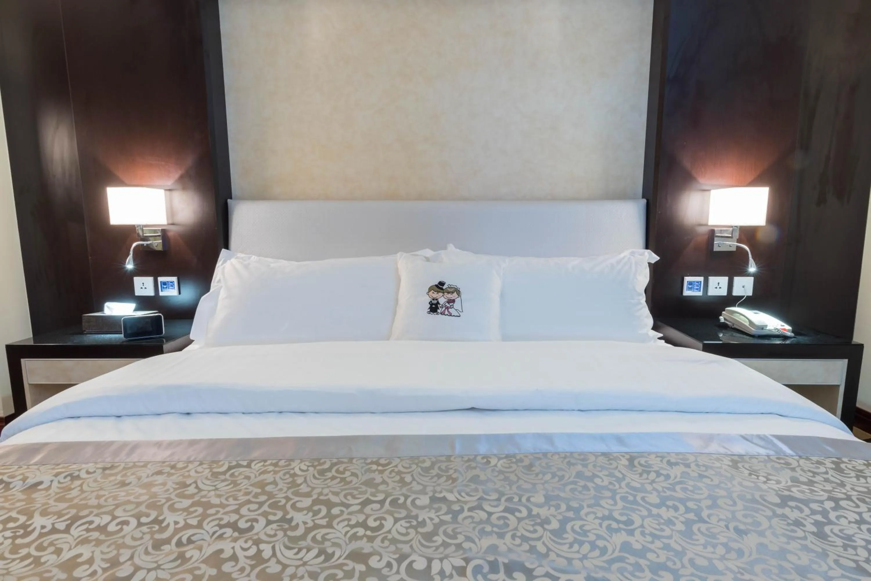 Bed in National Park Hotel