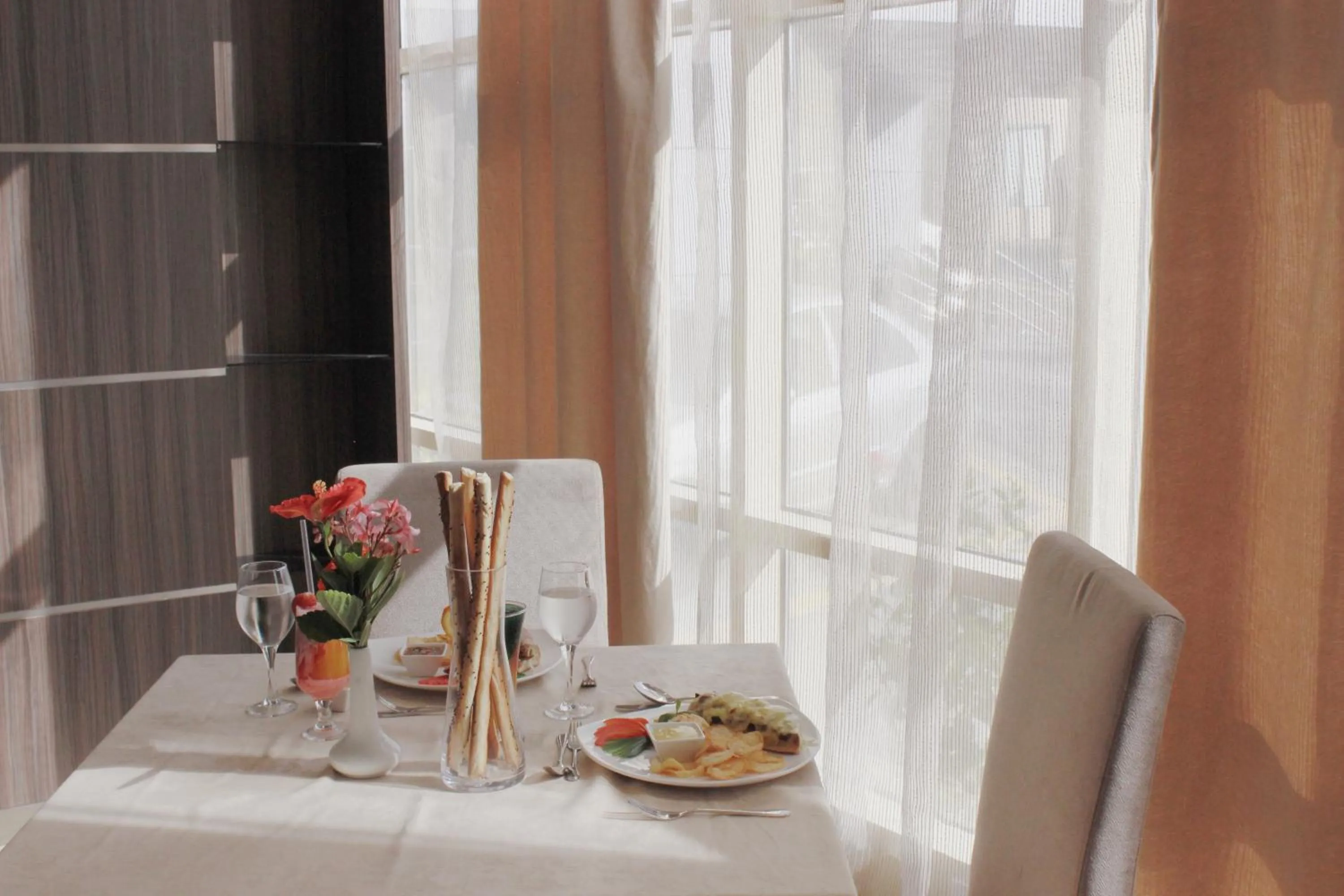 Food in National Park Hotel