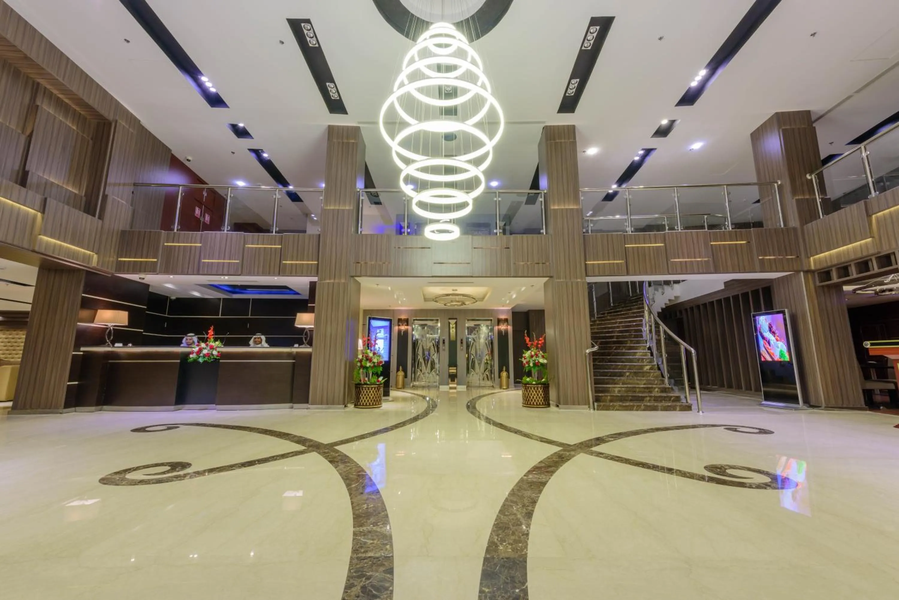 Lobby or reception in National Park Hotel
