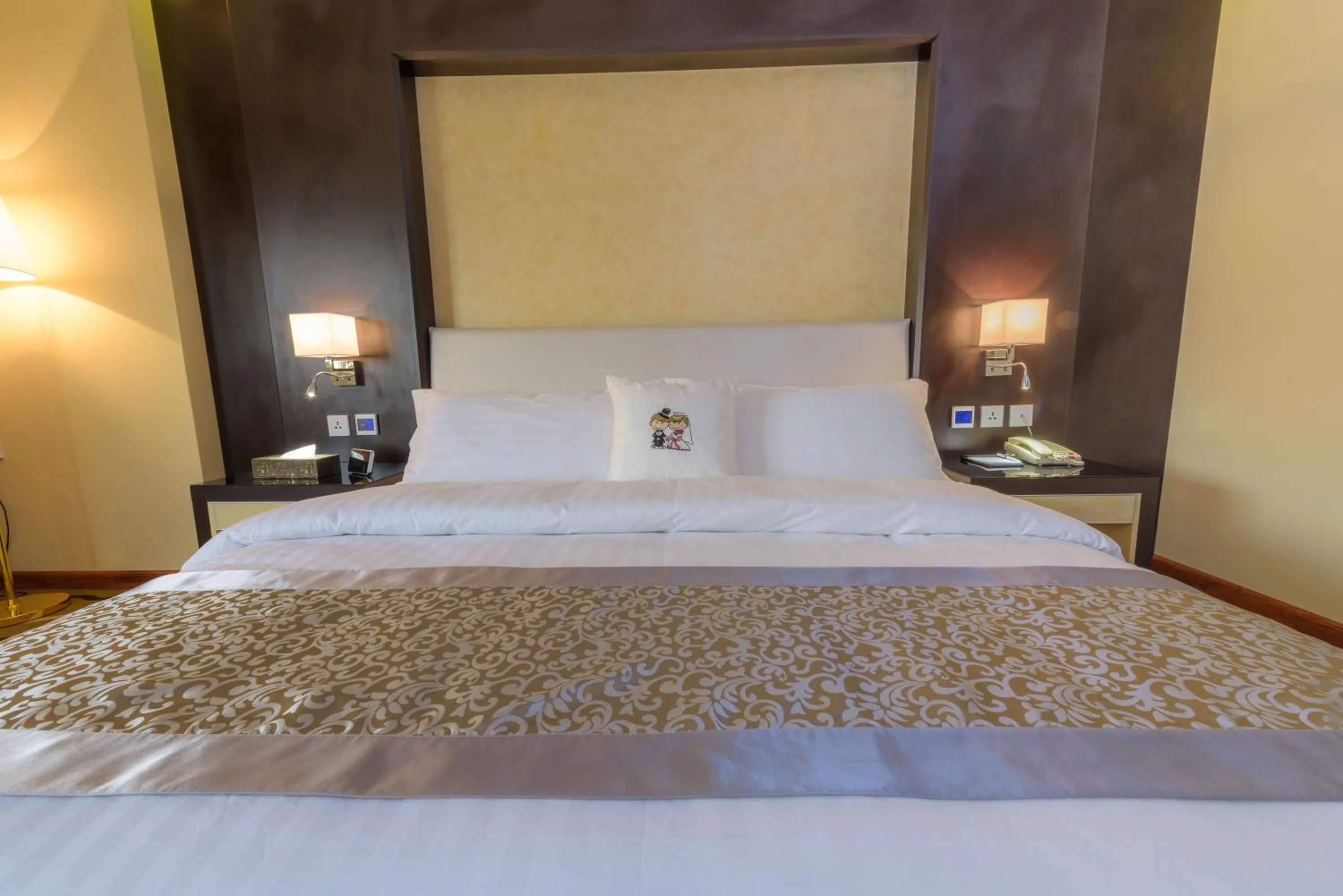 Bed in National Park Hotel