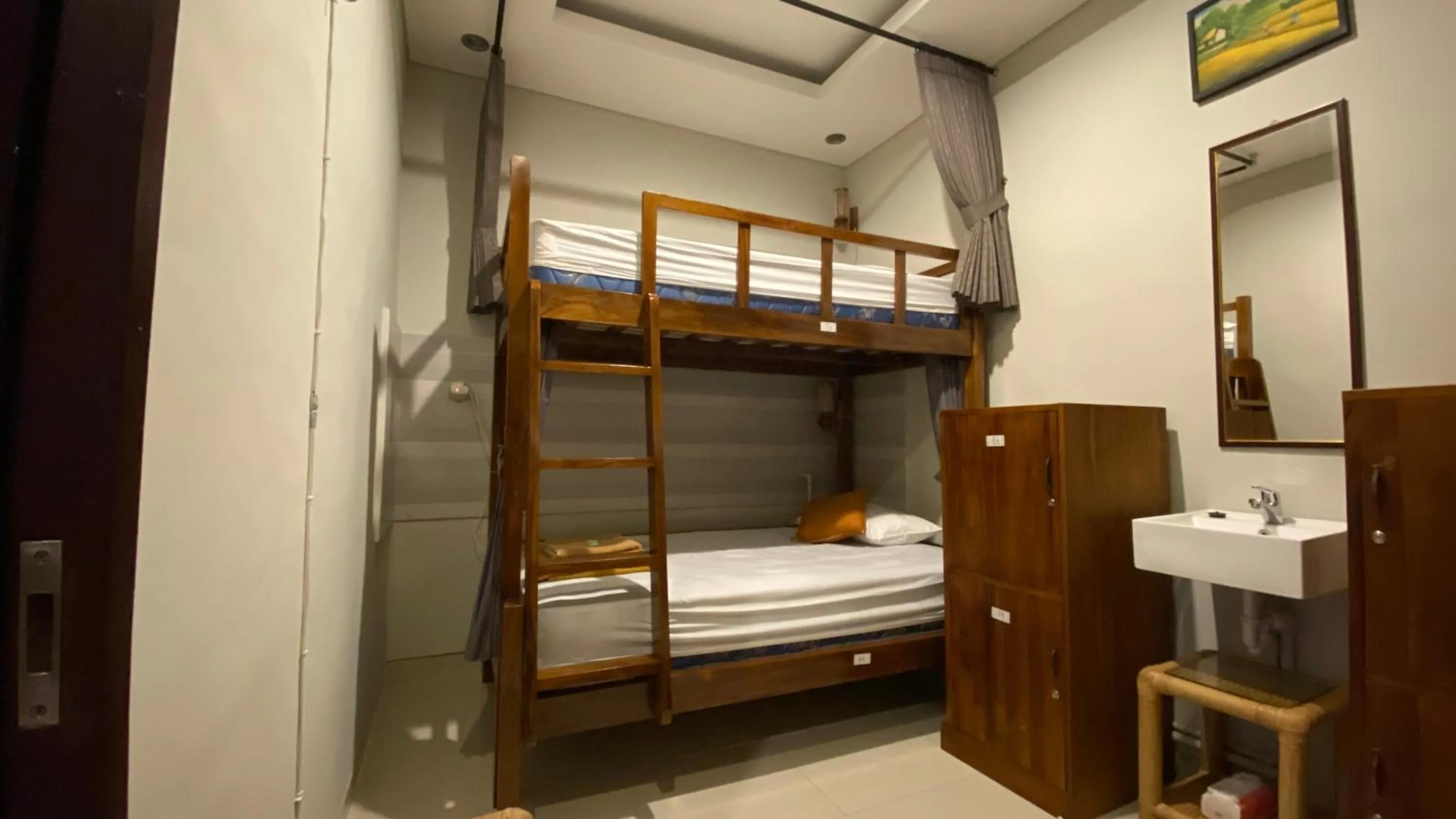 Bunk Bed in Mixed Dormitory Room in Suwardika Homestay & Dormitory