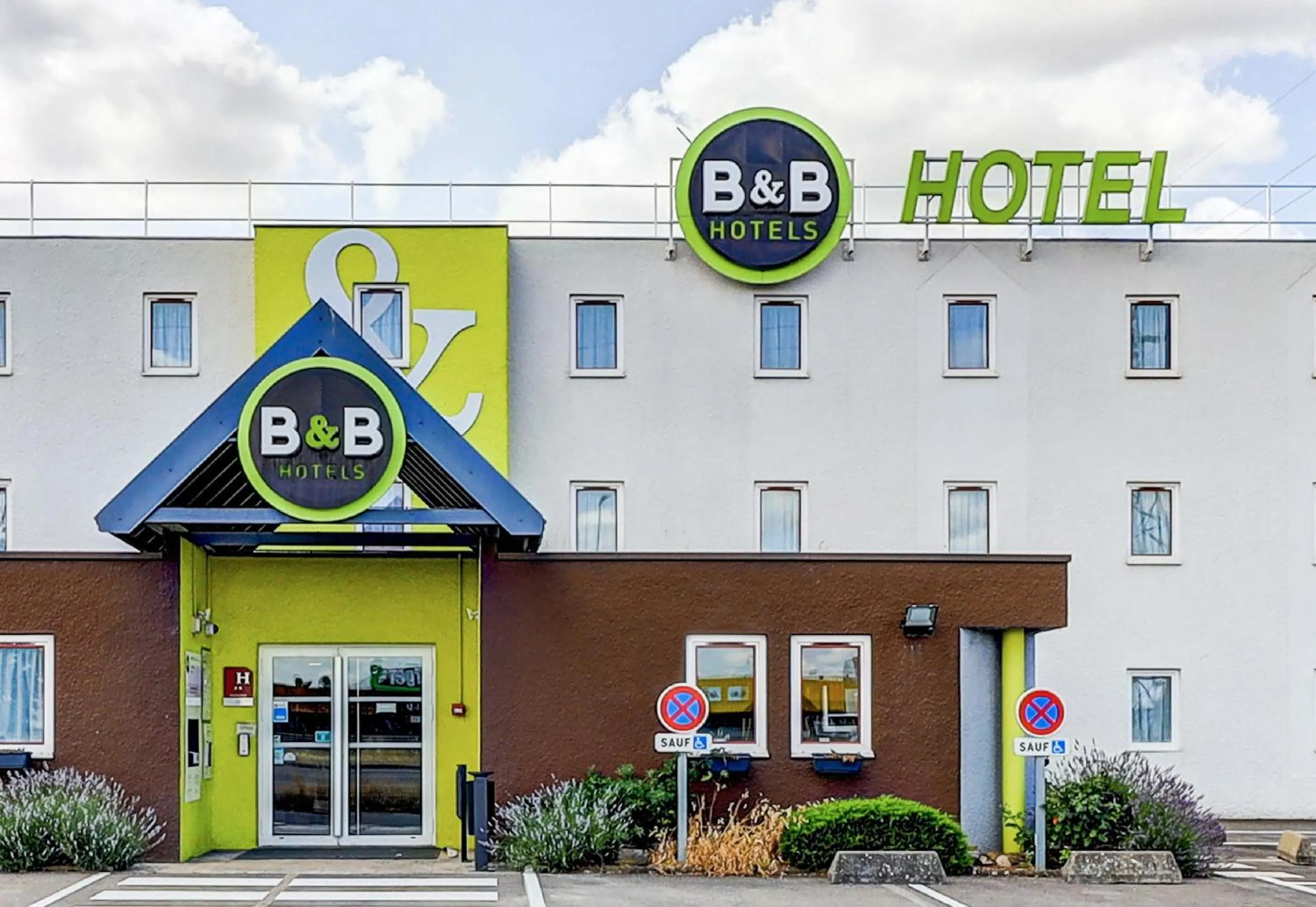 Property building in B&B HOTEL Dijon Les Portes du Sud