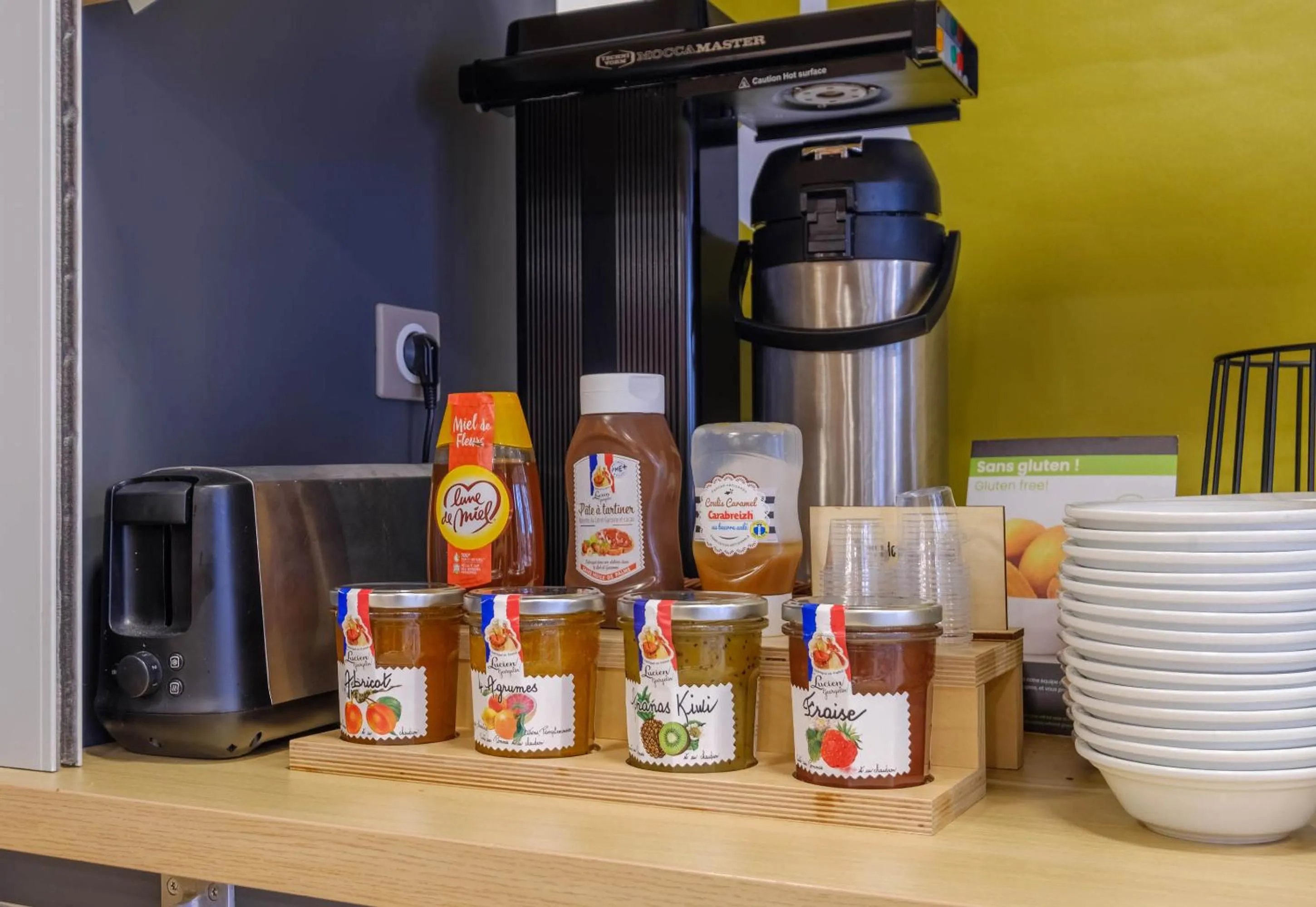 Breakfast in B&B HOTEL FREJUS Puget-sur-Argens