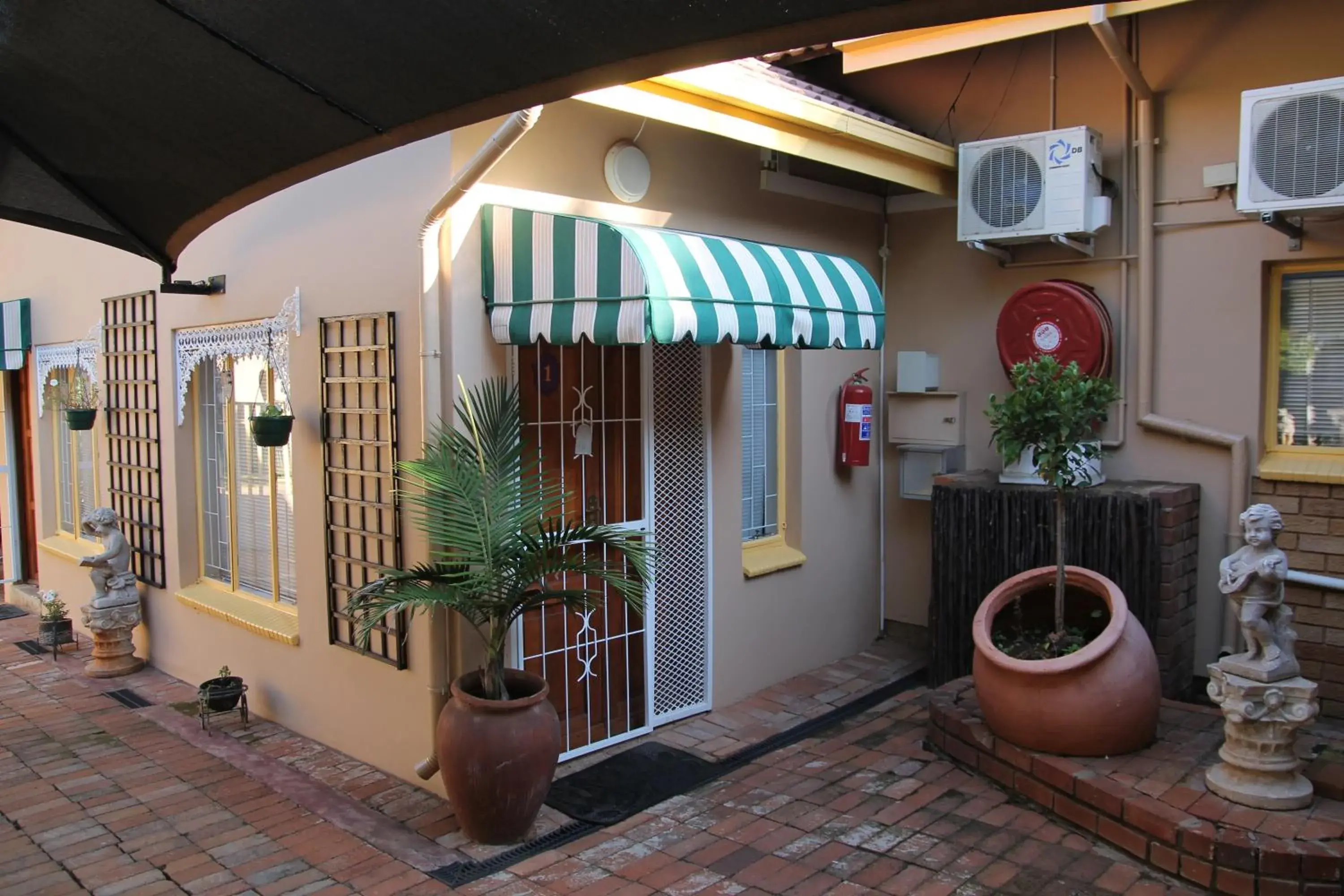 Deluxe Double Room - single occupancy in Sekelbos Guesthouse Deluxe Double Room - single occupancy in Sekelbos Guesthouse