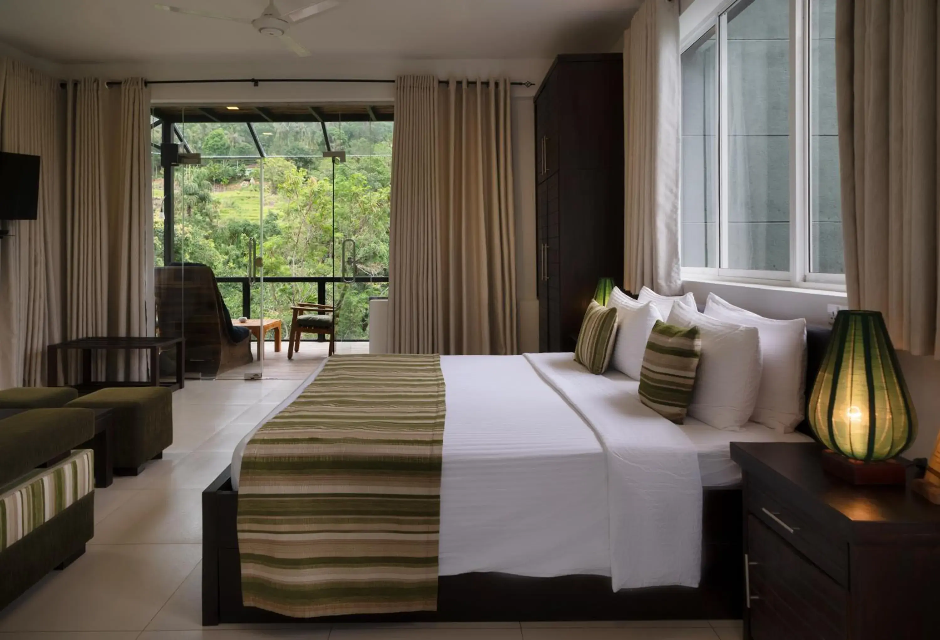 Mountain View Upper Suite - single occupancy in The Glenrock Wellness Nature Resort Mountain View Upper Suite - single occupancy in The Glenrock Wellness Nature Resort