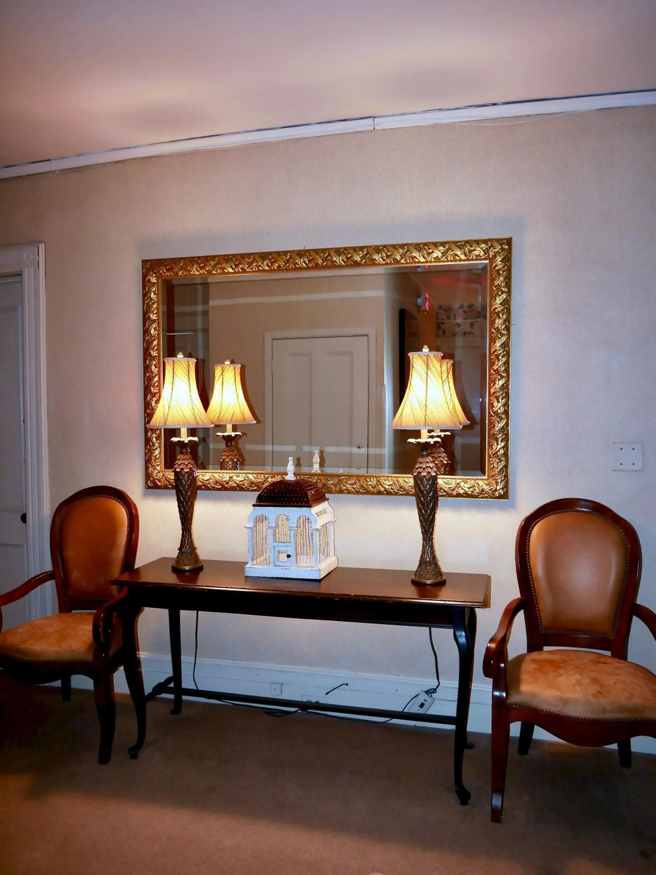 Decorative detail in Turkey Hill Inn