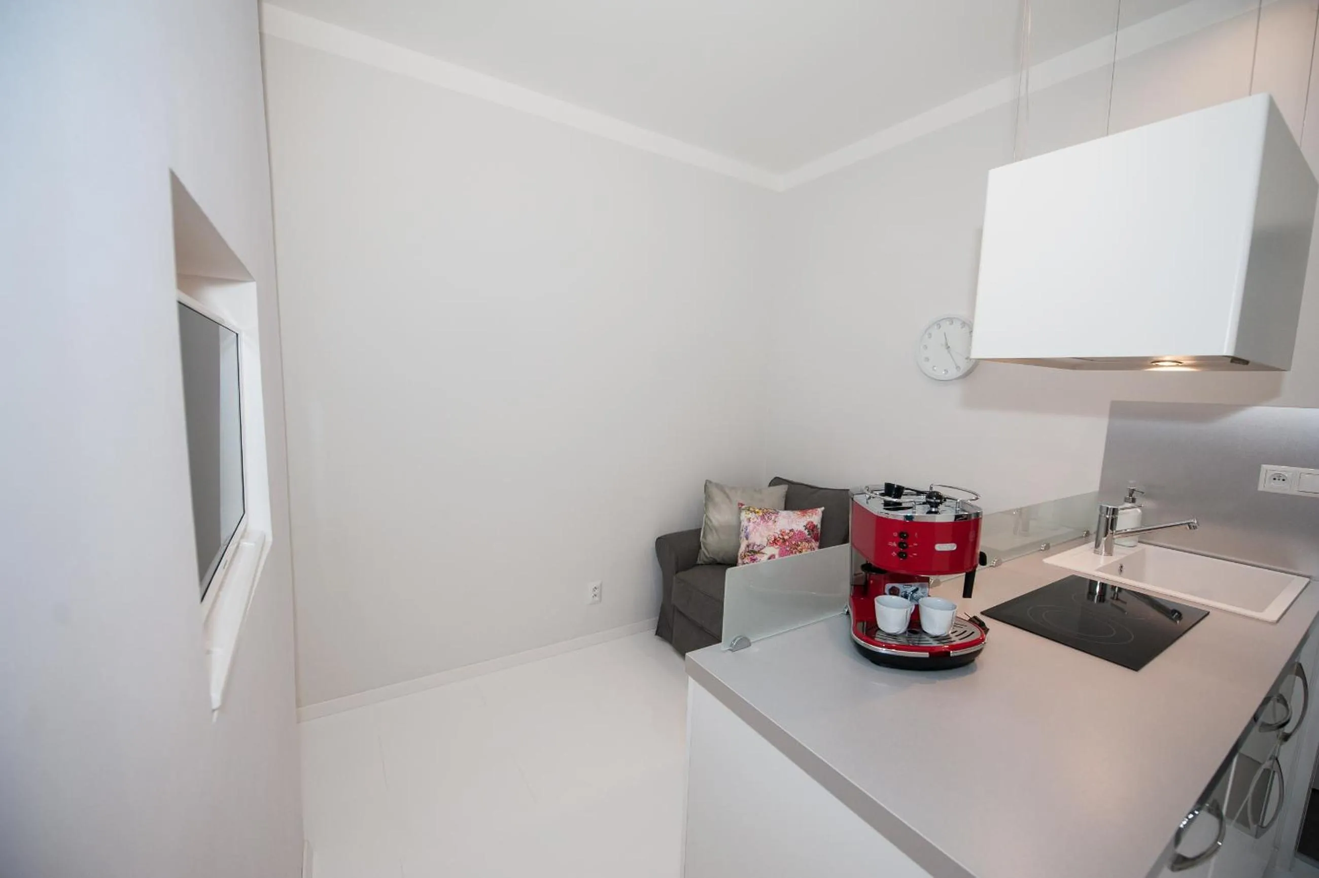Coffee/tea facilities in Honeymoon Ruterra studio
