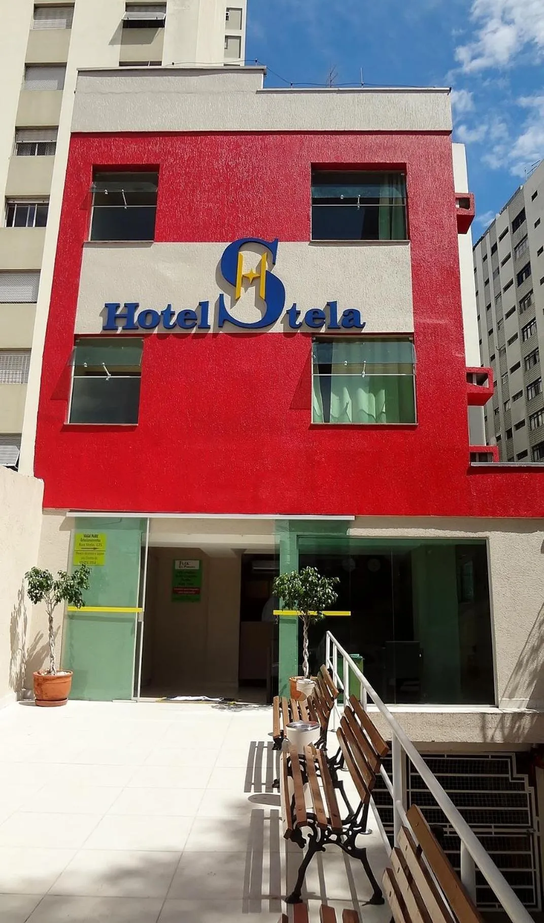 Facade/entrance in Hotel Stela