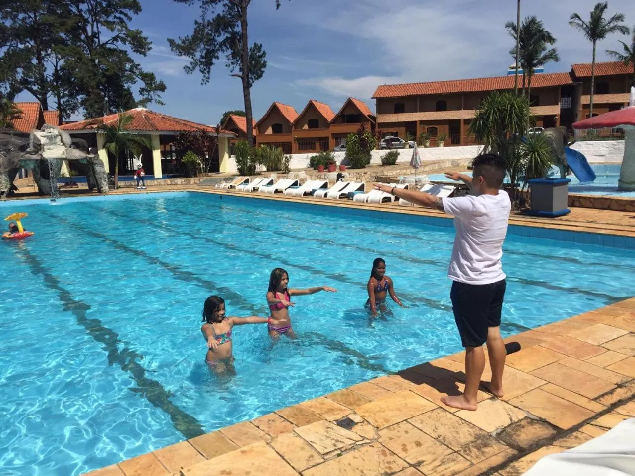 Eduardos Park Hotel - Proximo ao Animália
