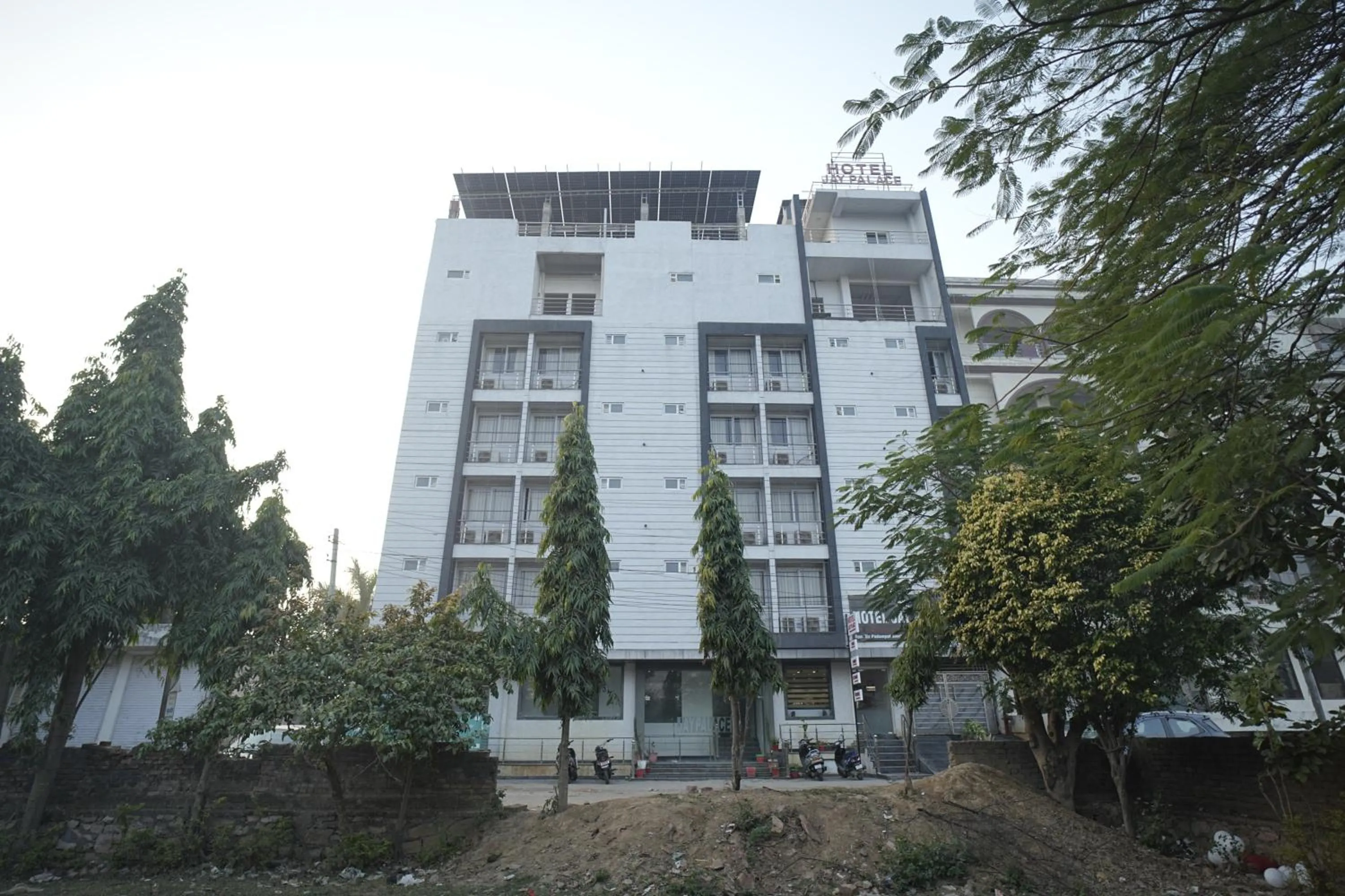 Hotel Jay Palace