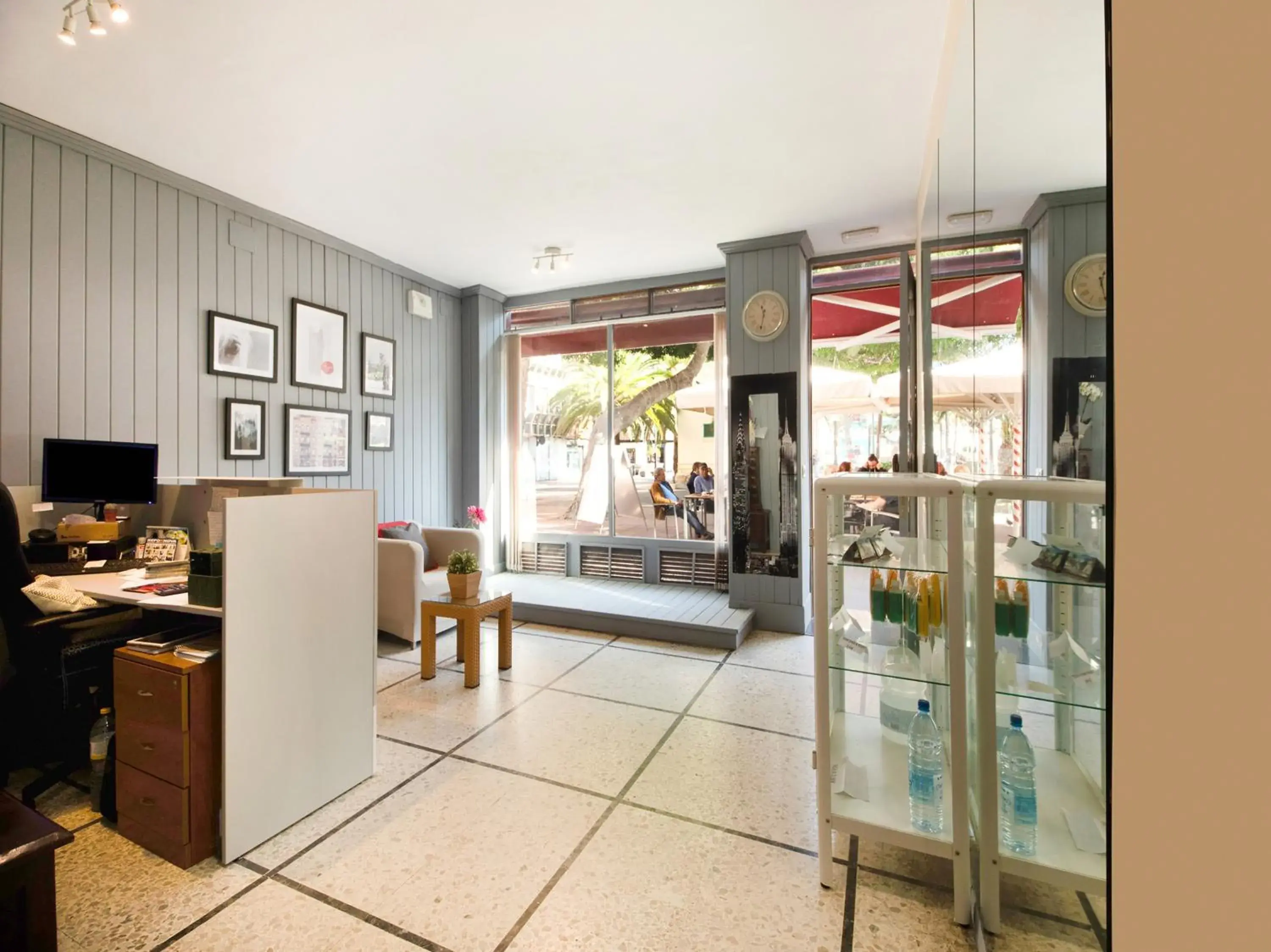 Lobby or reception in Miami Santa Catalina Lobby or reception in Miami Santa Catalina